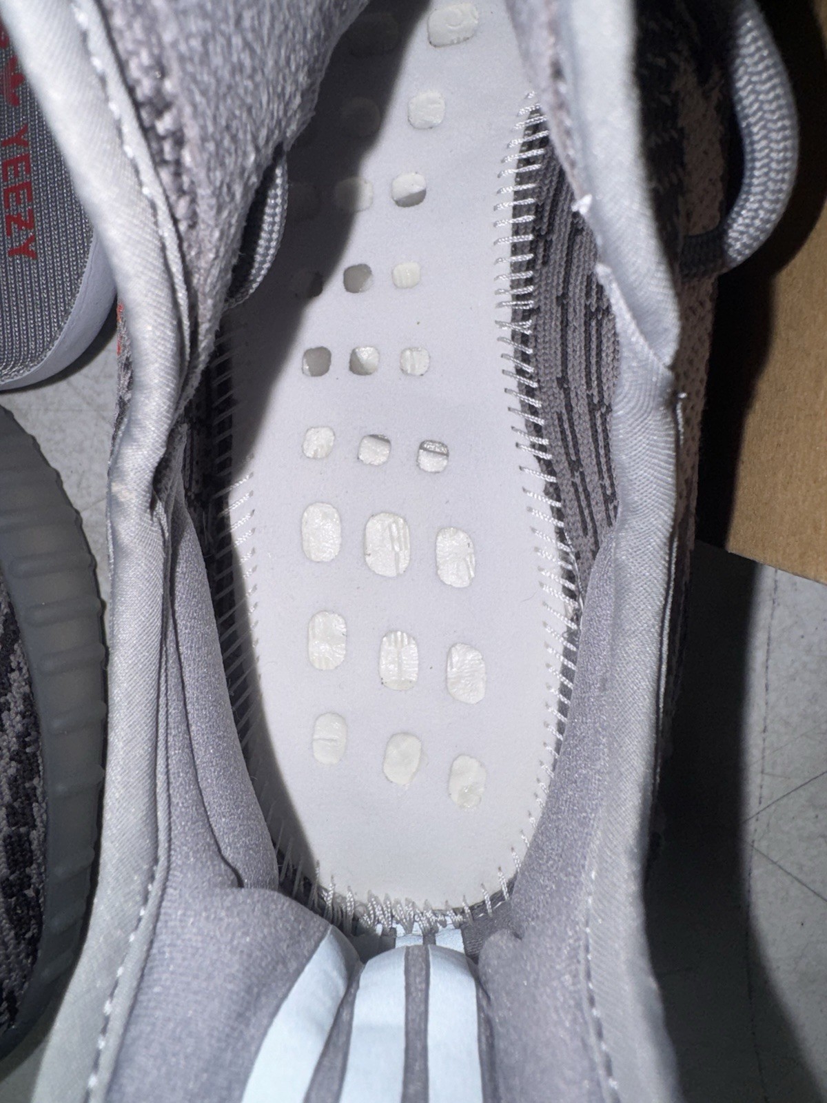 adidas Yeezy Boost 350 V2 Beluga 2.0 Size 11.5 Brand New