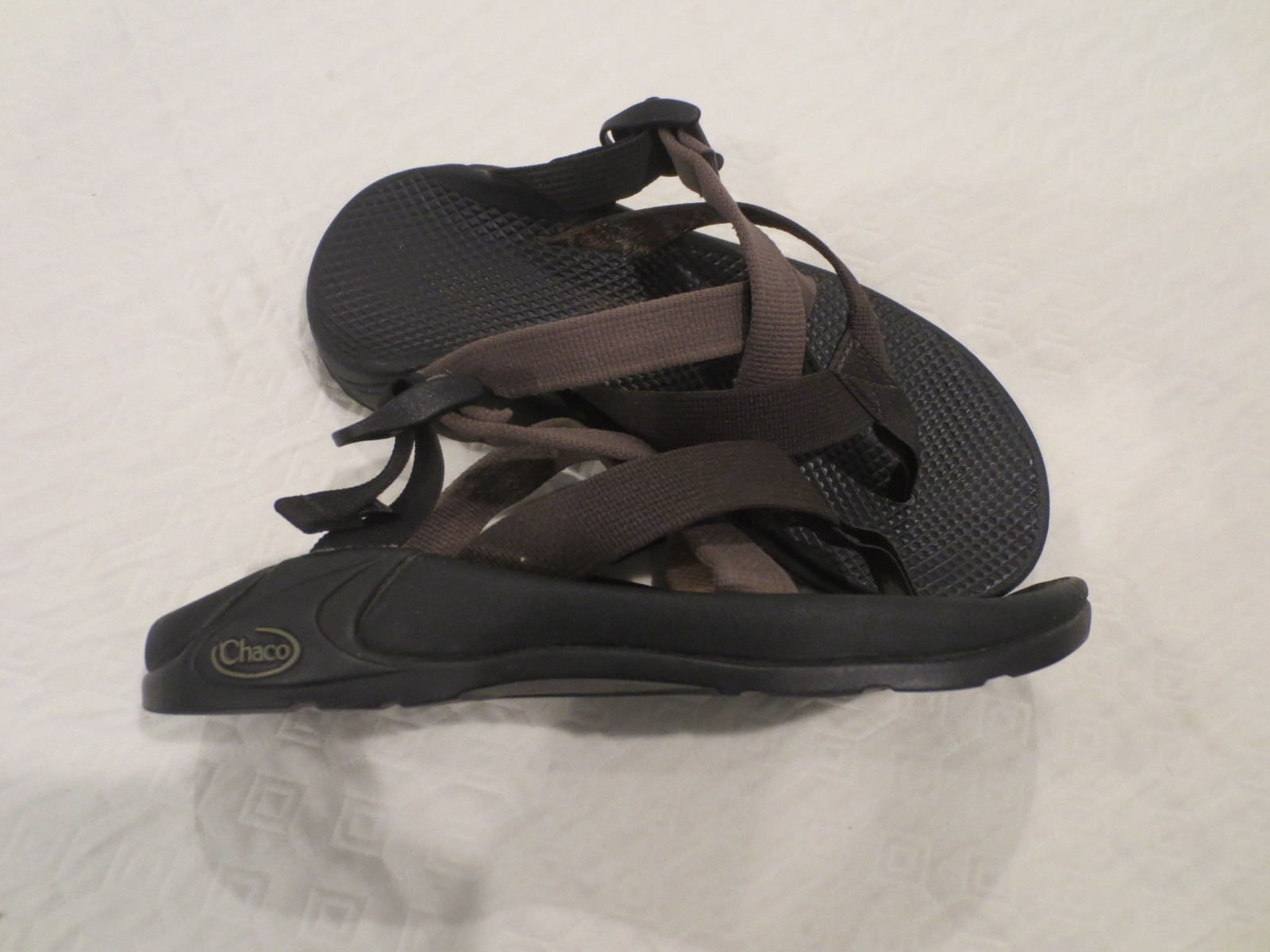 CHACO Hipthong 2 Sandals Mens 8 Wm’s 9 Ecothread Hiking Knight Adjustable Brown