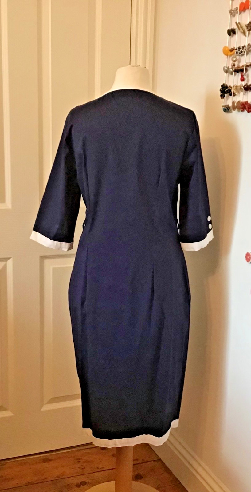 Lindy Bop Pencil Wriggle Dress Dark Blue with White contrast Buttons/Piping, L