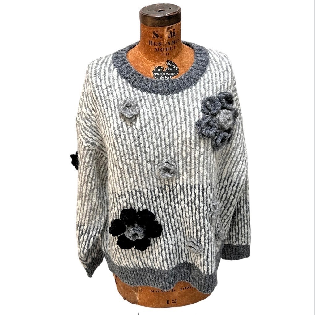 Grannycore Chunky Knit Oversized 3D Crochet Flower Sweater Women Grey Boho Large