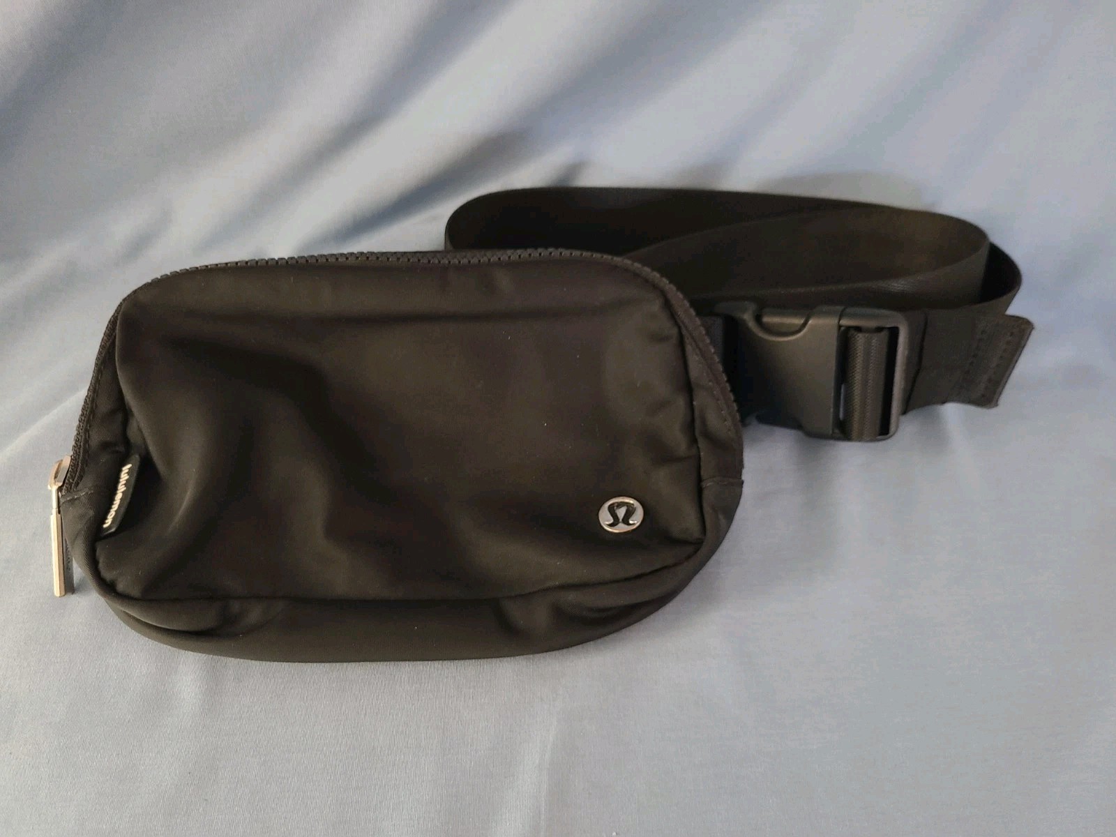Lululemon Everywhere Belt Bag Crossbody Fanny Pack Unisex