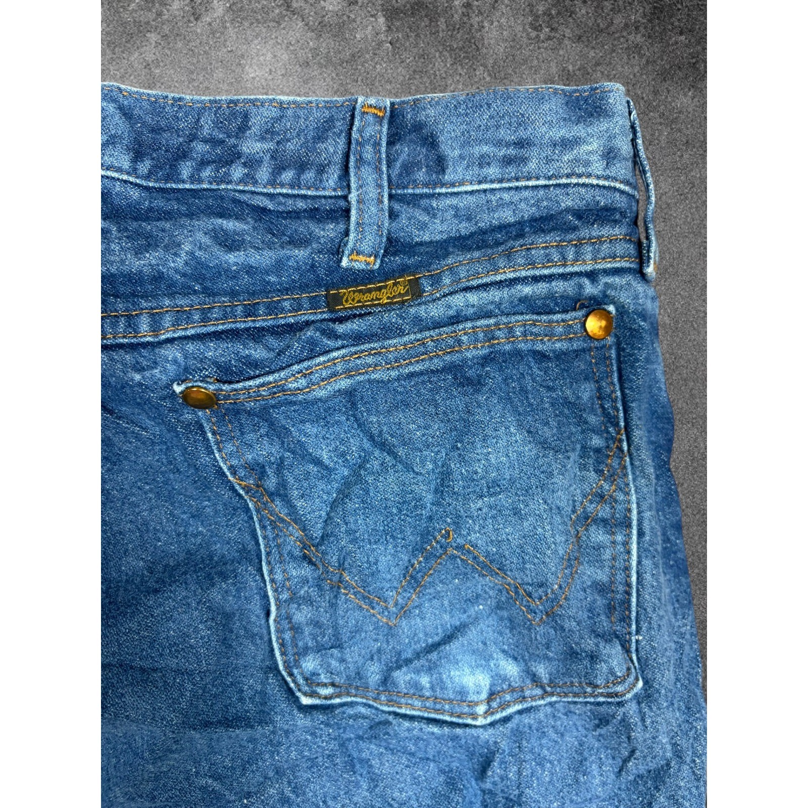 Wrangler Cowboy Cut Relaxed Fit Blue Jeans Mens 36x312High Rise Straight Leg