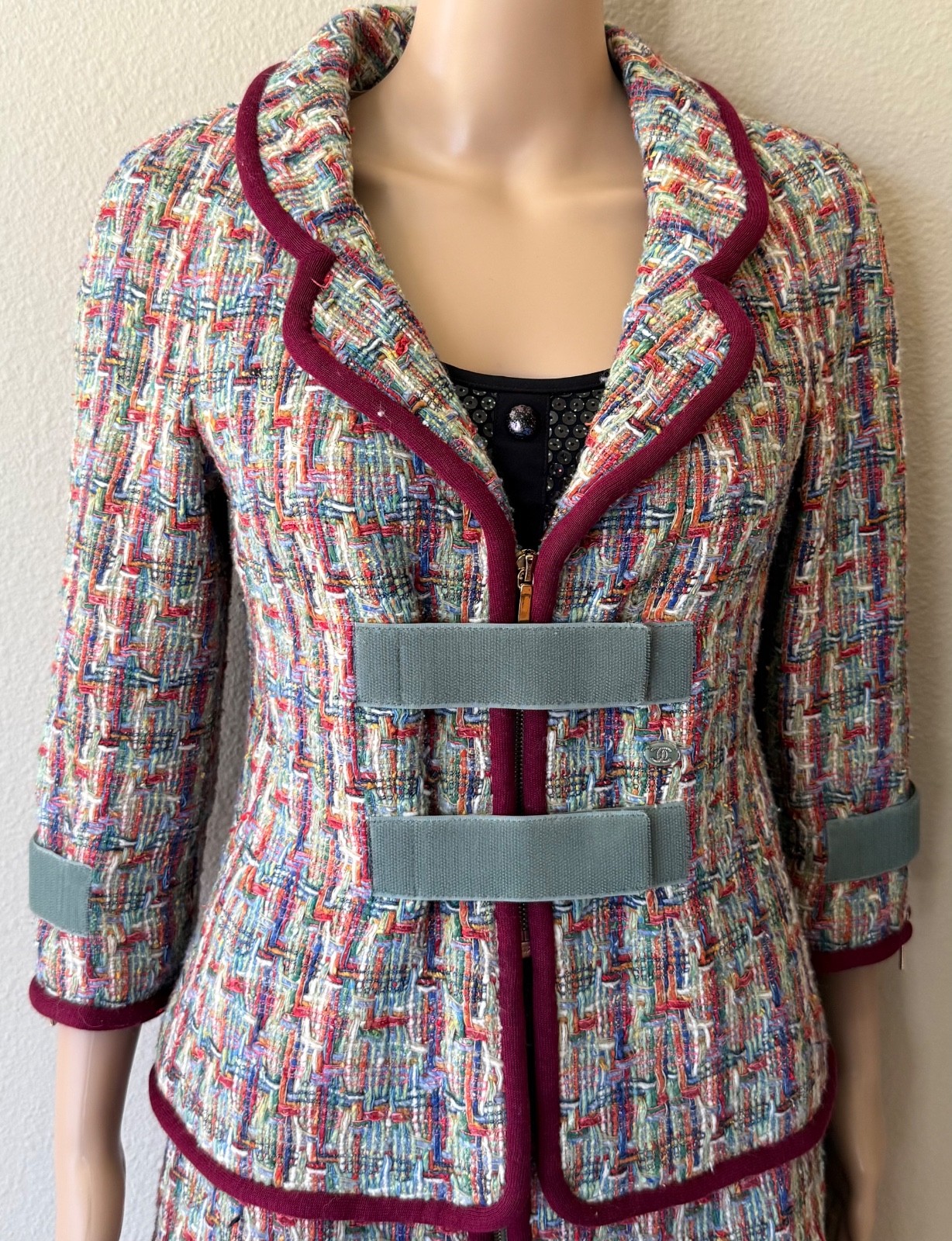 11K Authentic Chanel 2017 Spring “Data Center” Runway Fantasy Tweed Skirt Suit