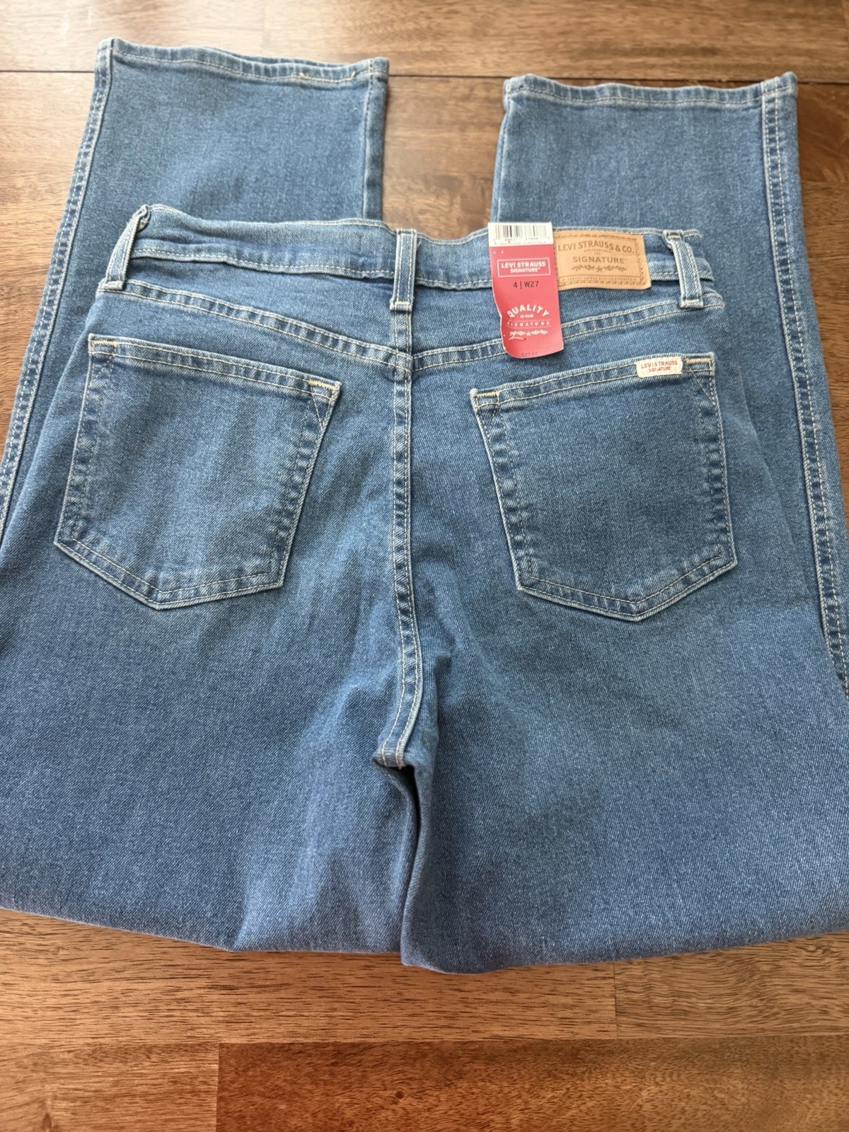Levi Strauss Signature Women’s High Rise Straight Jeans Blue Medium Wash 4