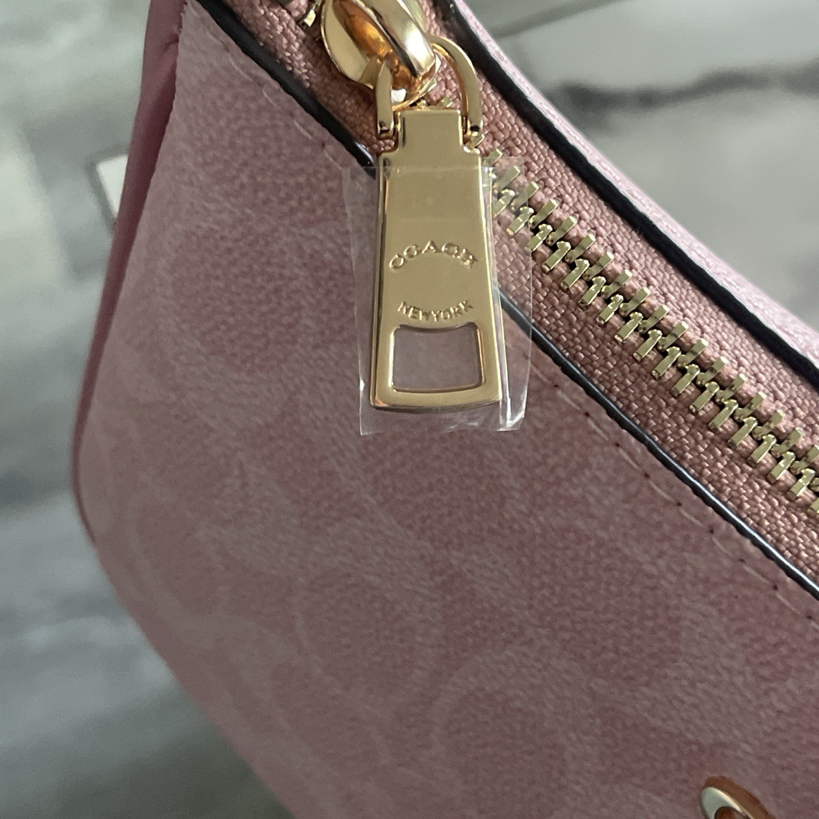Coach Pink Shoulder Bag Gold Hardware Logo Accents Zip Closure Women’s Designer