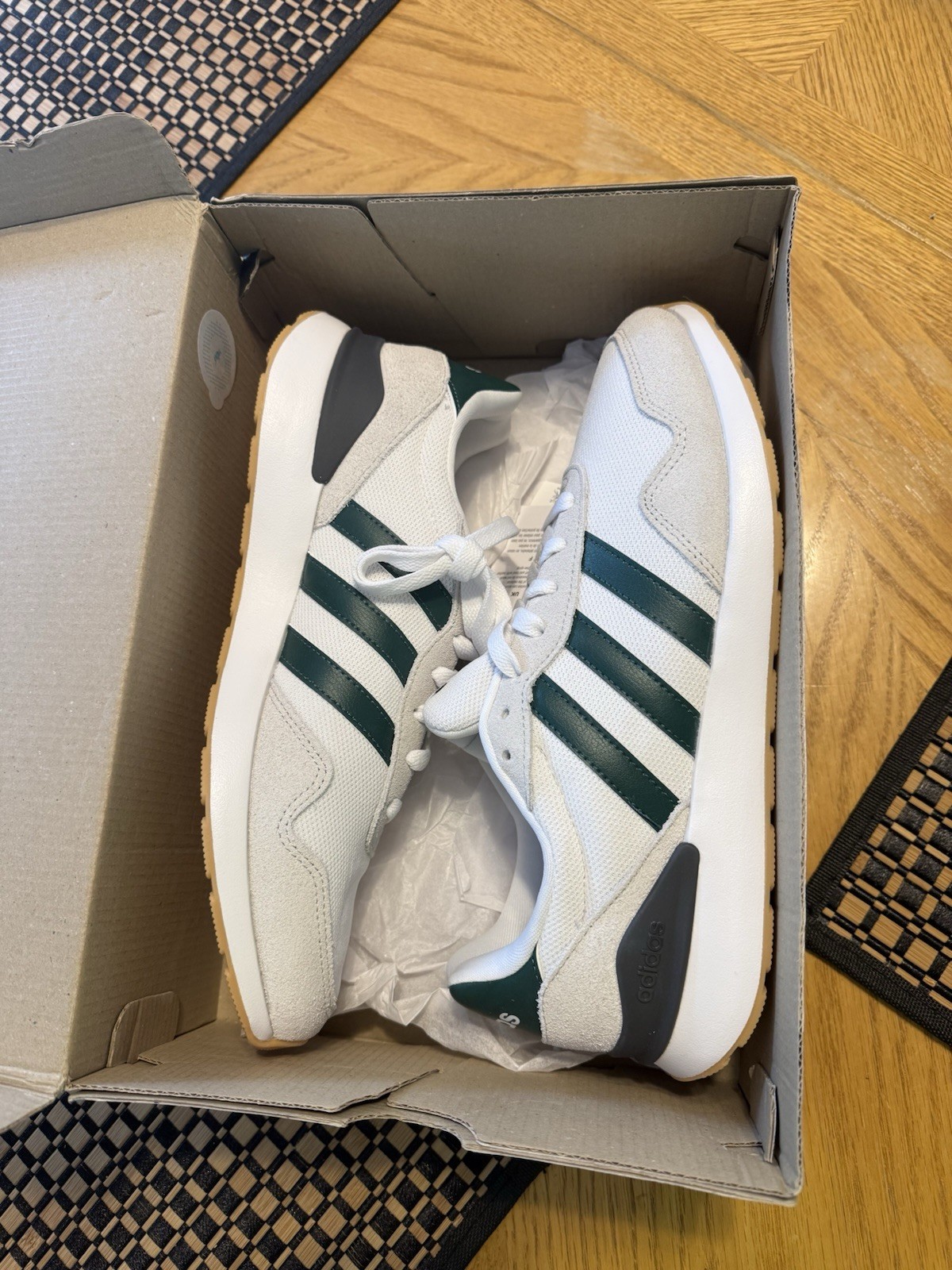 adidas Run 60s 2.0 Men’s Low Top Lace-Up Sneakers White/Green