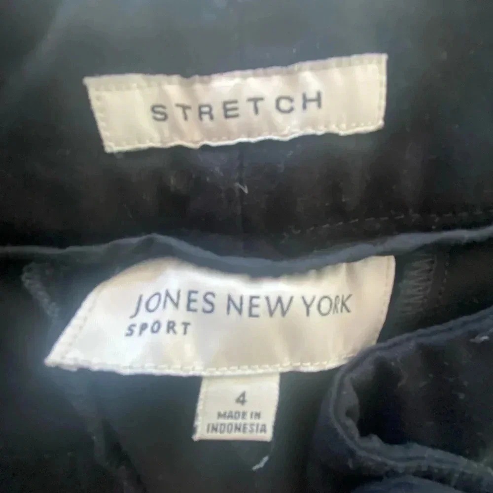 Jones New York Sport 98% Cotton/2% Elastane Stretch Women’s Bermuda Short Size 4