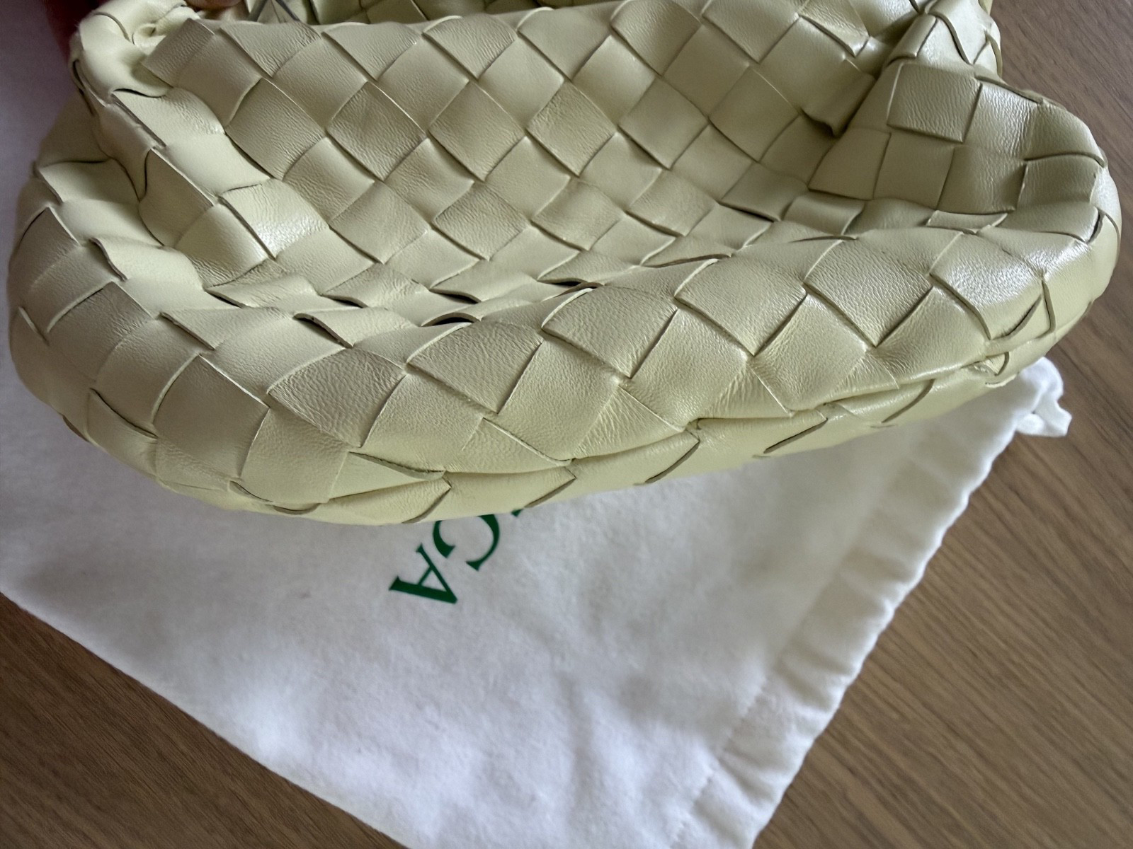 Pre-owned: Auth Bottega Veneta Leather Mini Jodie Knot handbag Ice Cream yellow
