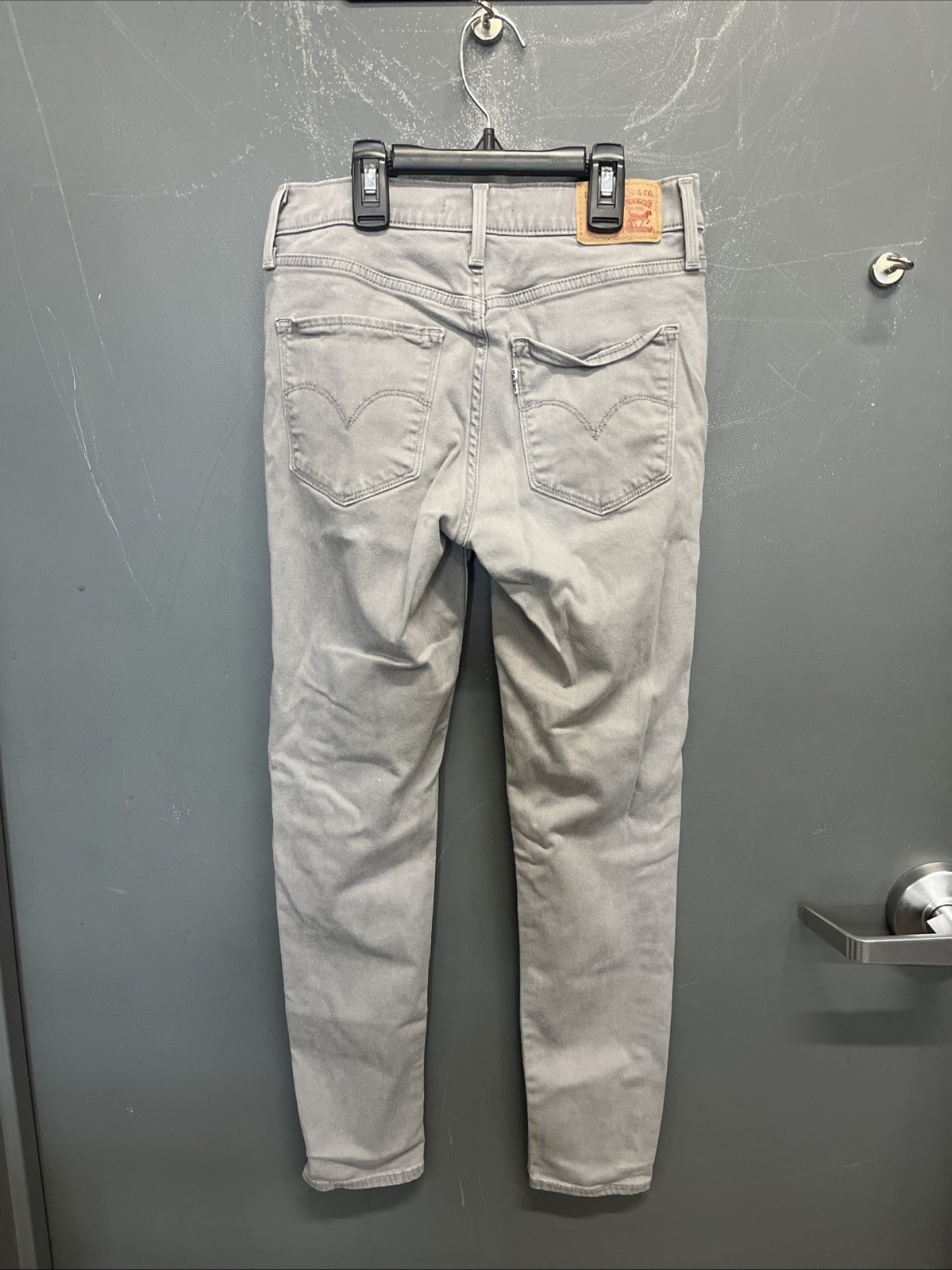Girl’s Light Ash Gray Levi Strauss Shaping Skinny Jeans Size 26
