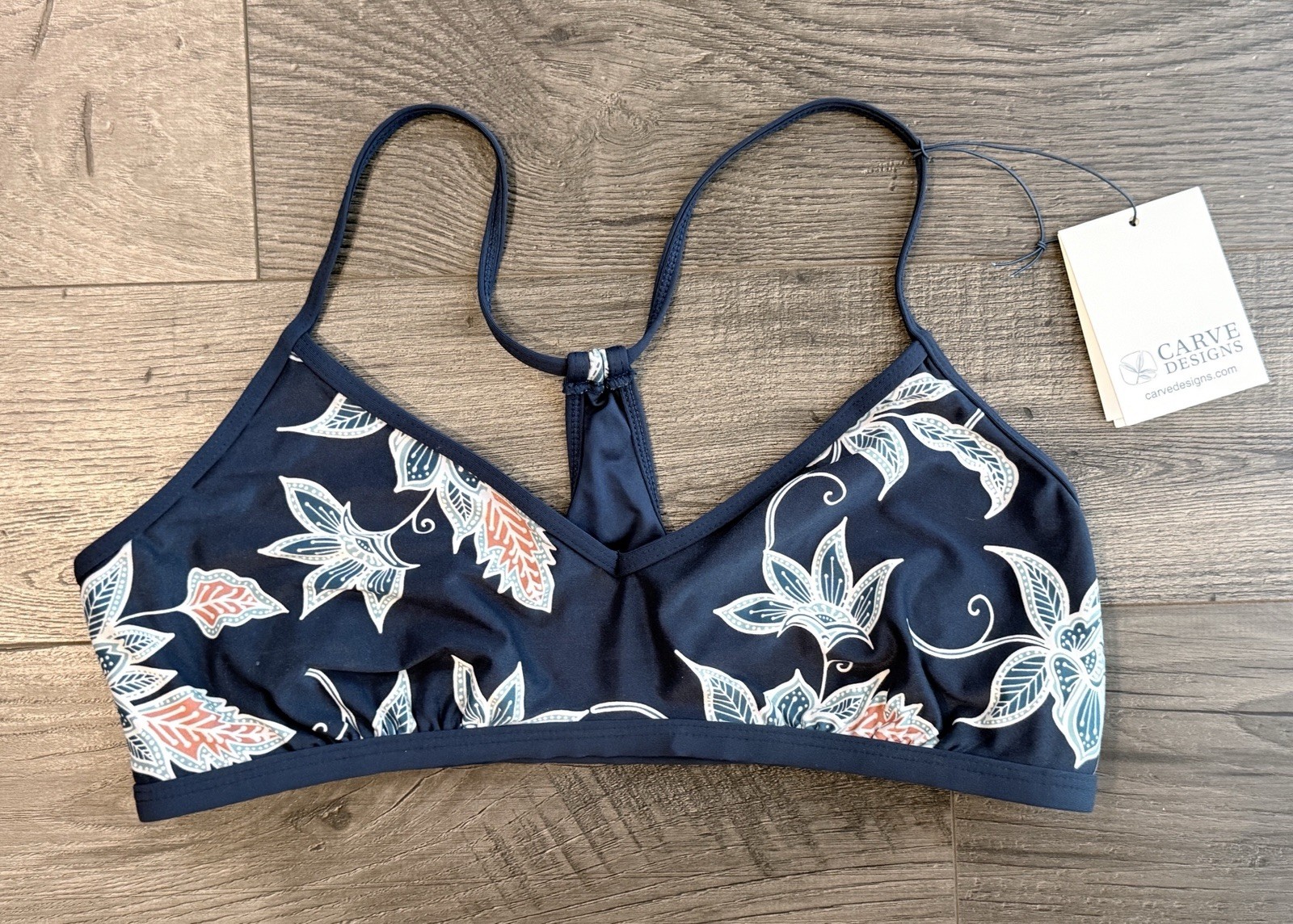 Carve Designs Catalina Bikini Top L Batik Floral NWT UPF 50 Surf Swim Resortwear