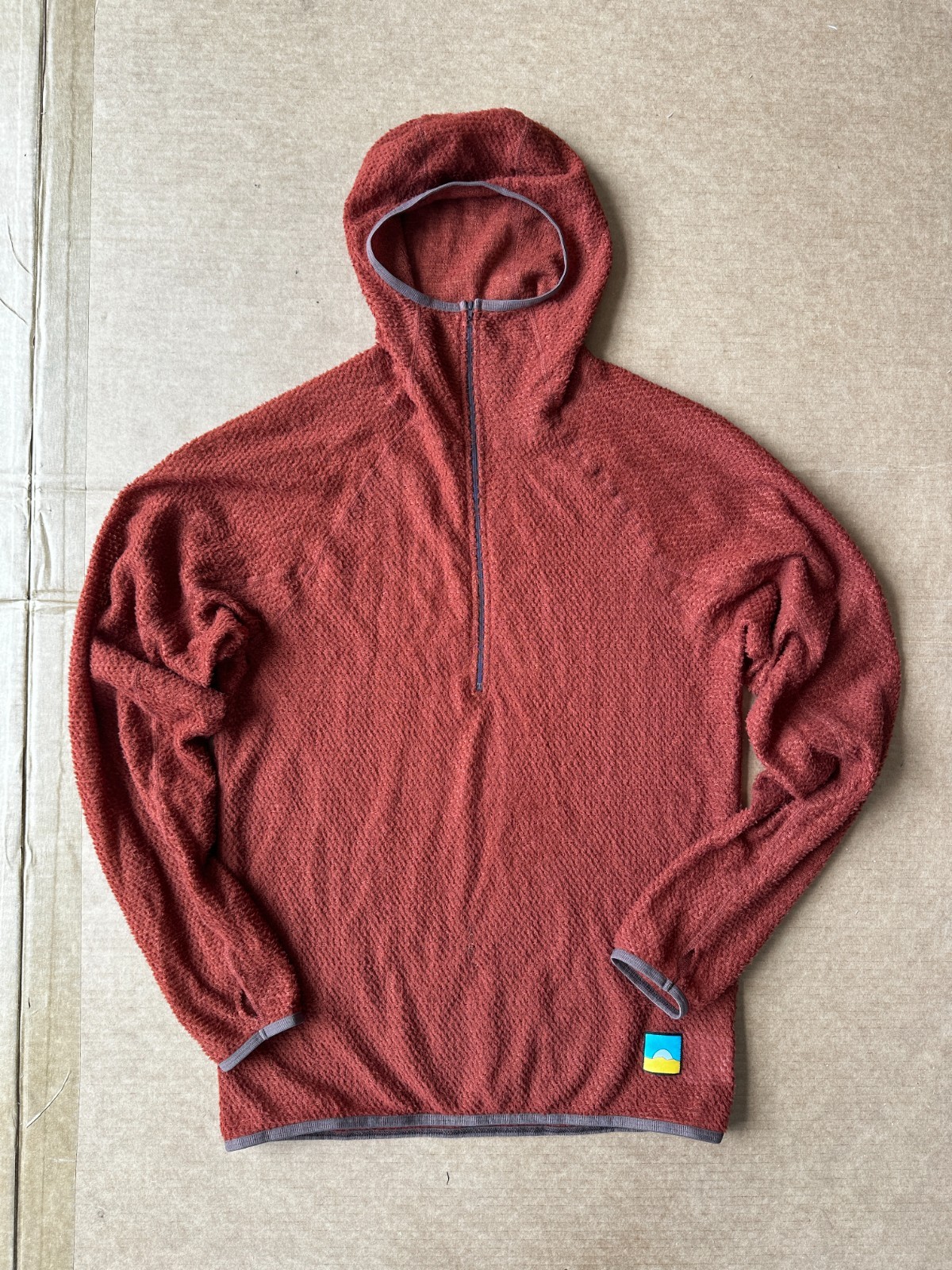 Senchi Designs Men’s Sienna Half Zip Hoodie, Size L (Repaired)