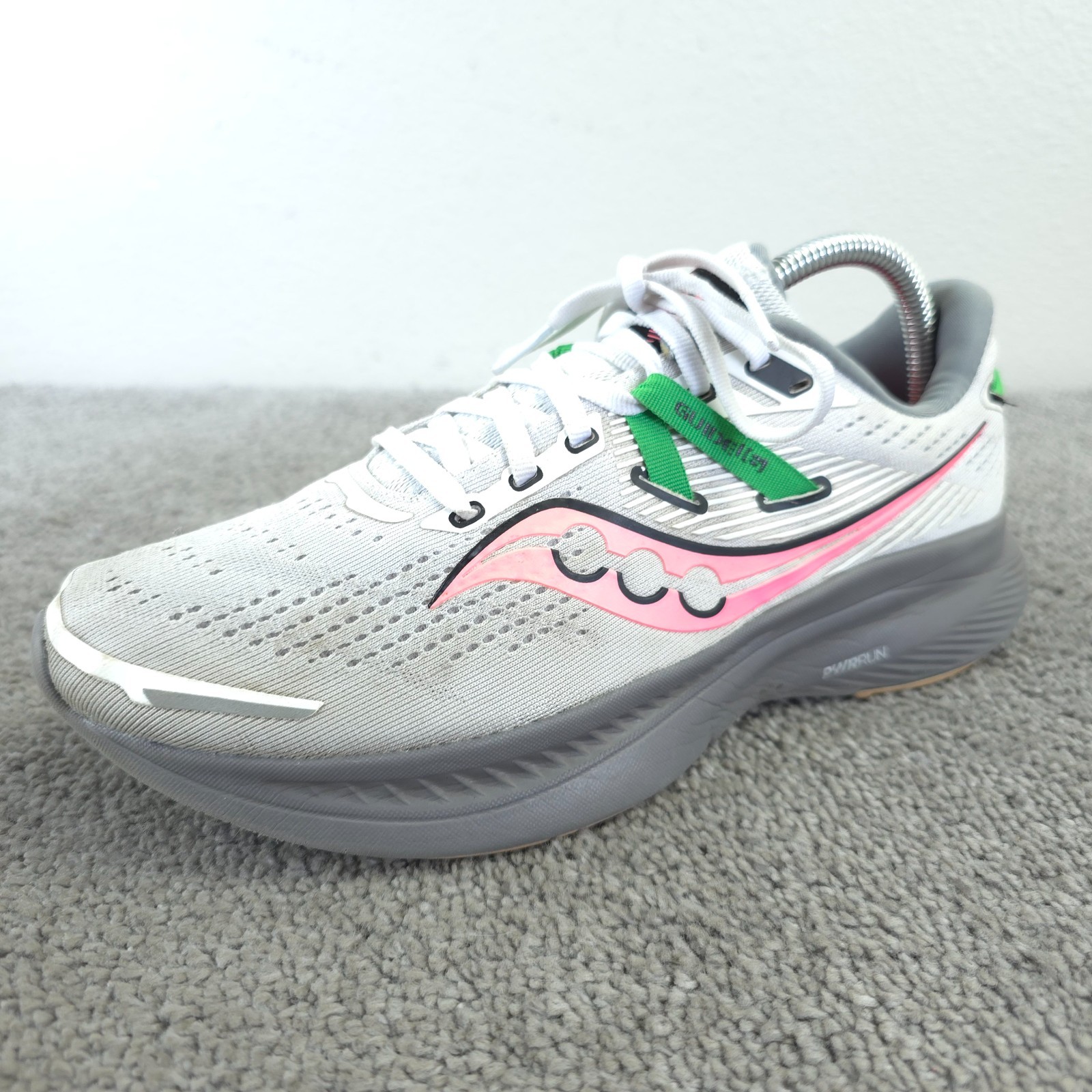 Saucony Guide 16 Womens Size 9 Running Shoes Light Gray White Pink Sneakers Low