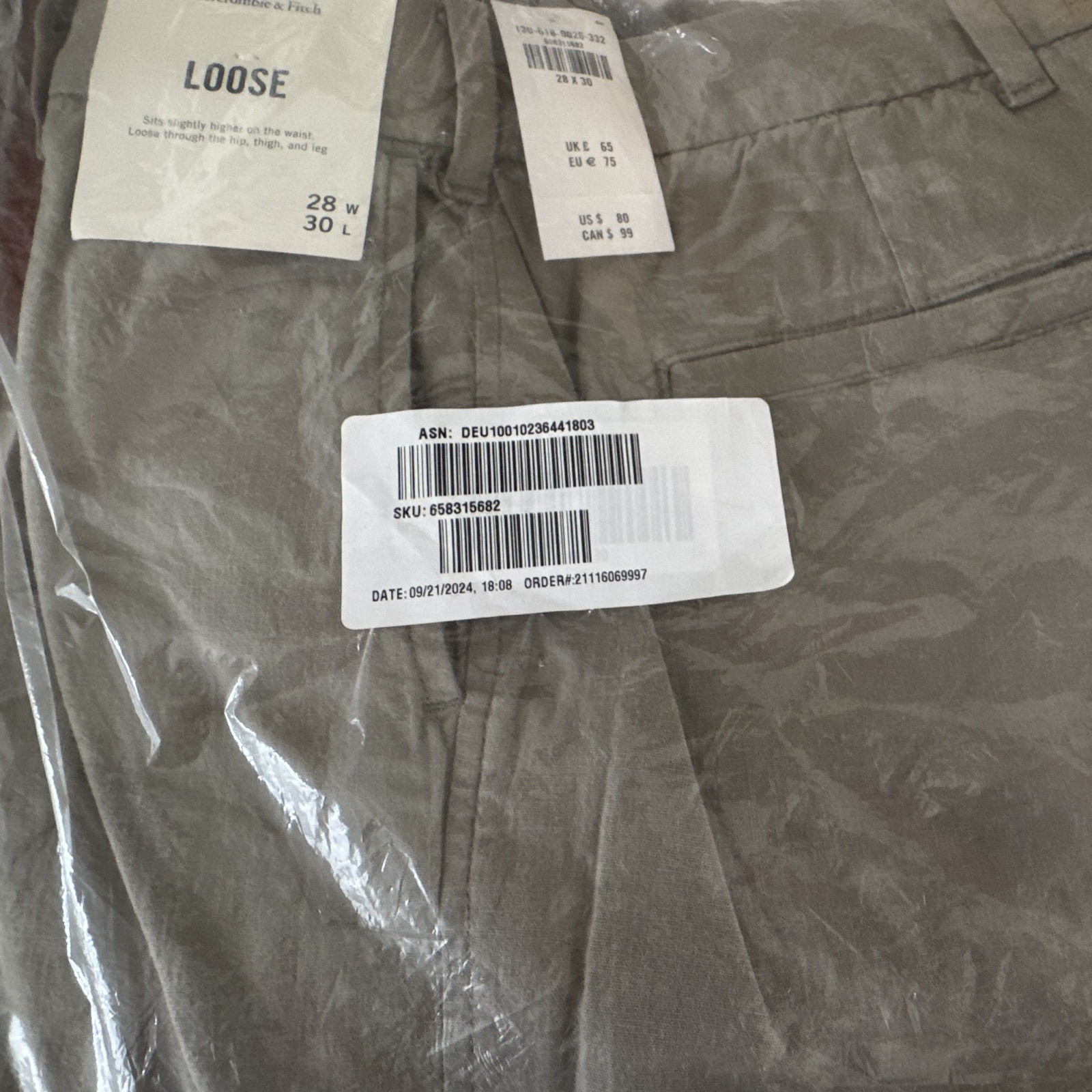 LOOSE Men’s Abercrombie Khaki Pants Cotton Blend Regular Fit Waist 28 New Tags