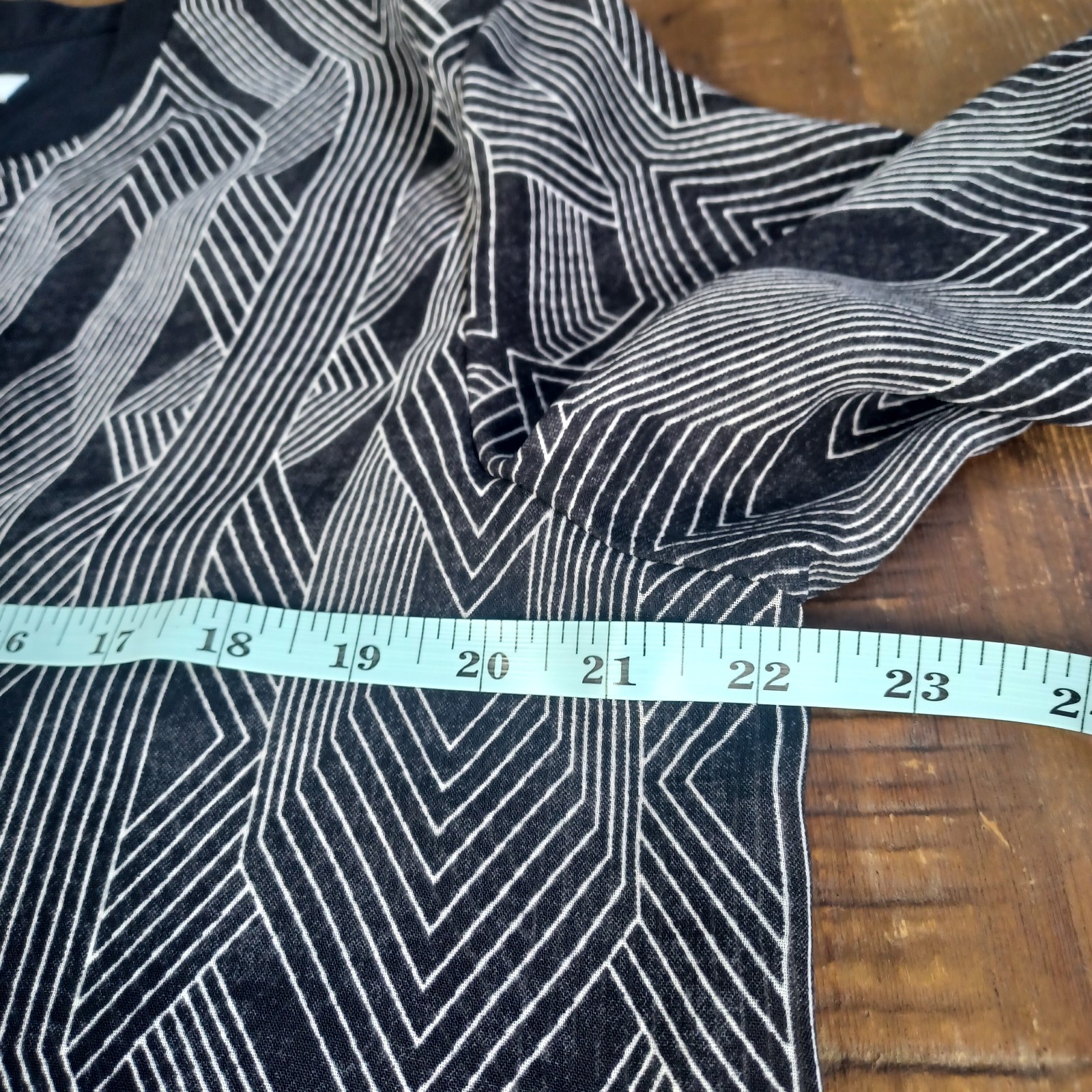 Coldwater Creek Women’s Blouse Large 14 Black White Sheer Geometric 3/4 Sleeve