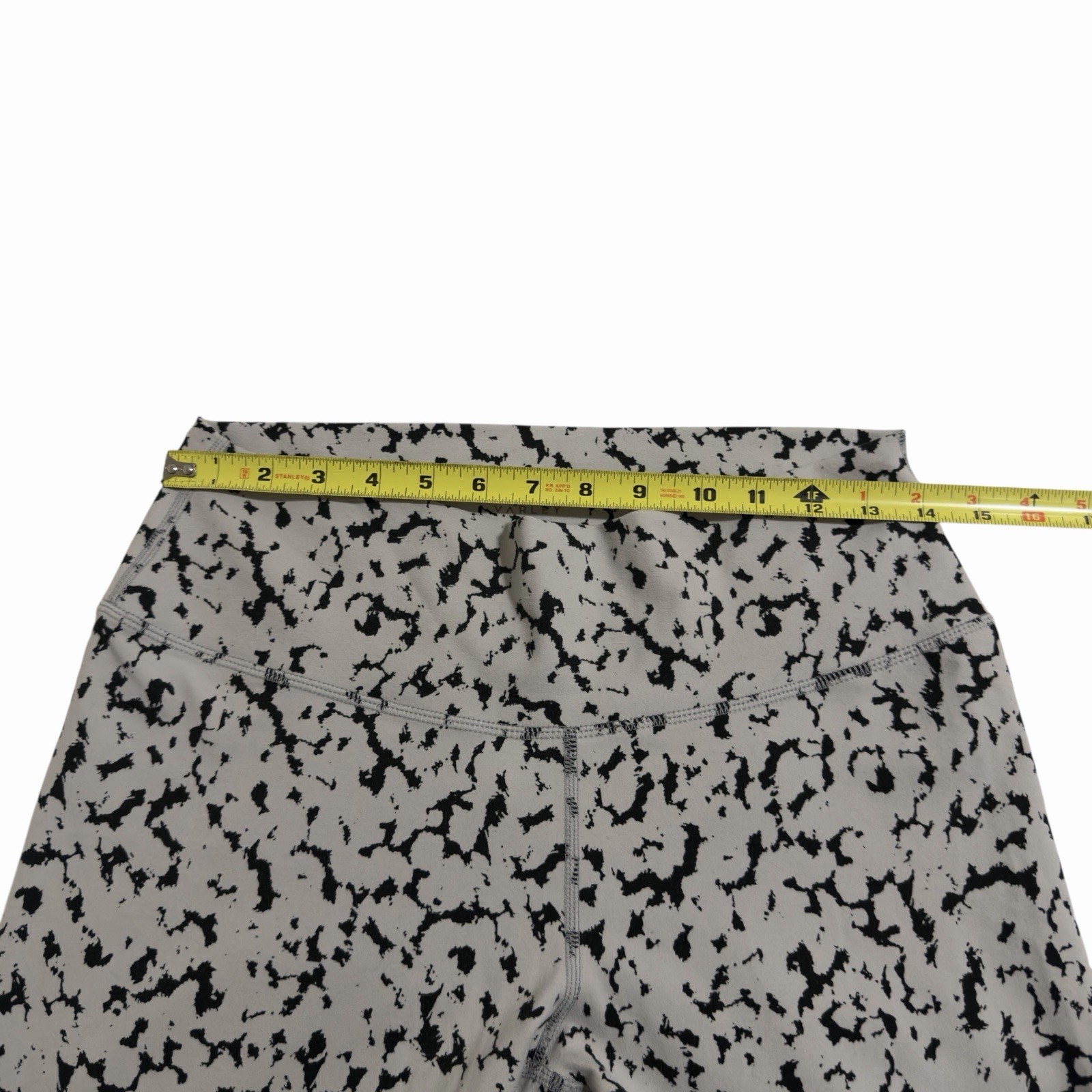 VARLEY Century 25″ Legging Size Large