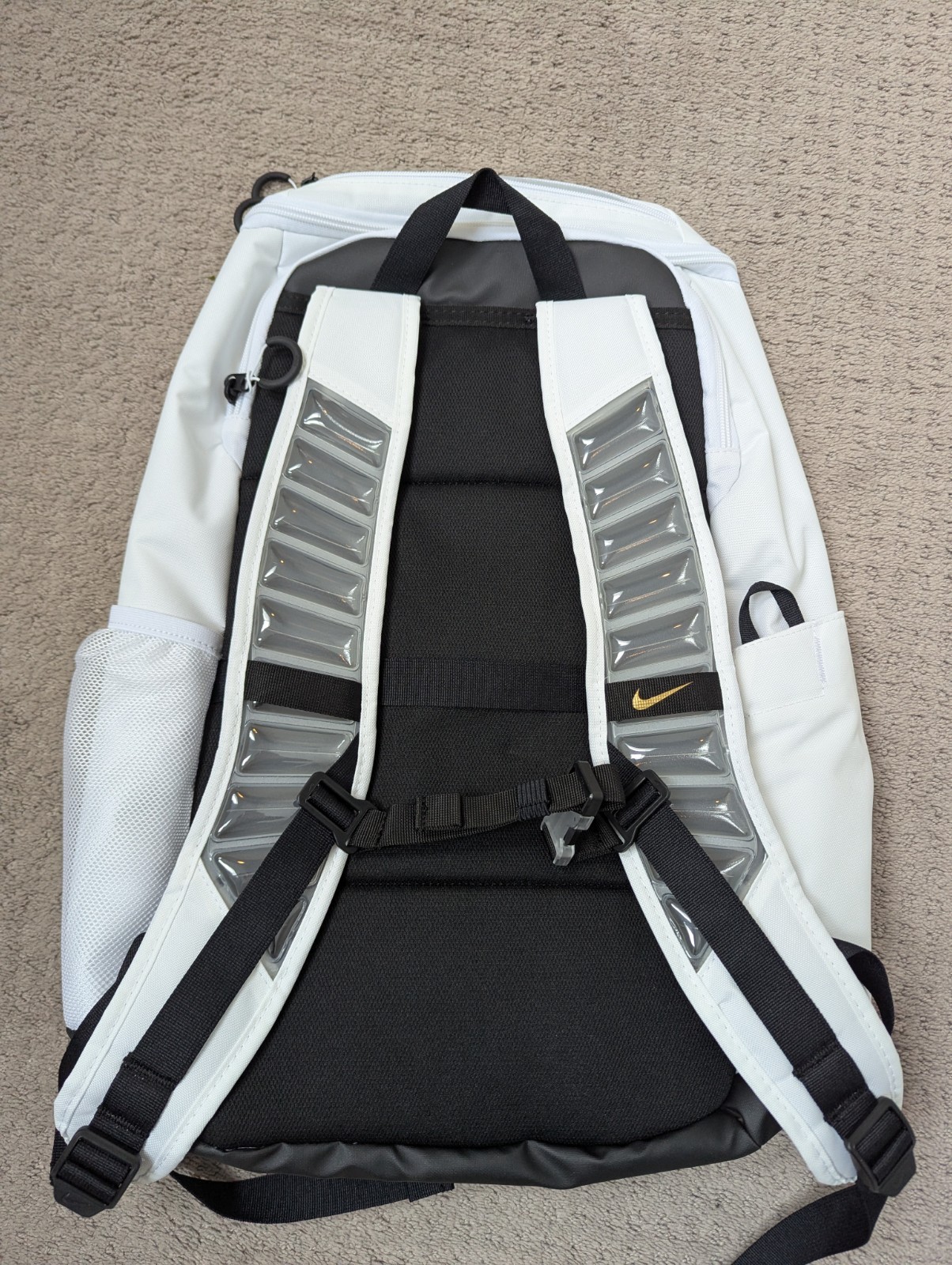 Nike Varsity Elite Backpack (32L), White, NEW WITH TAGS