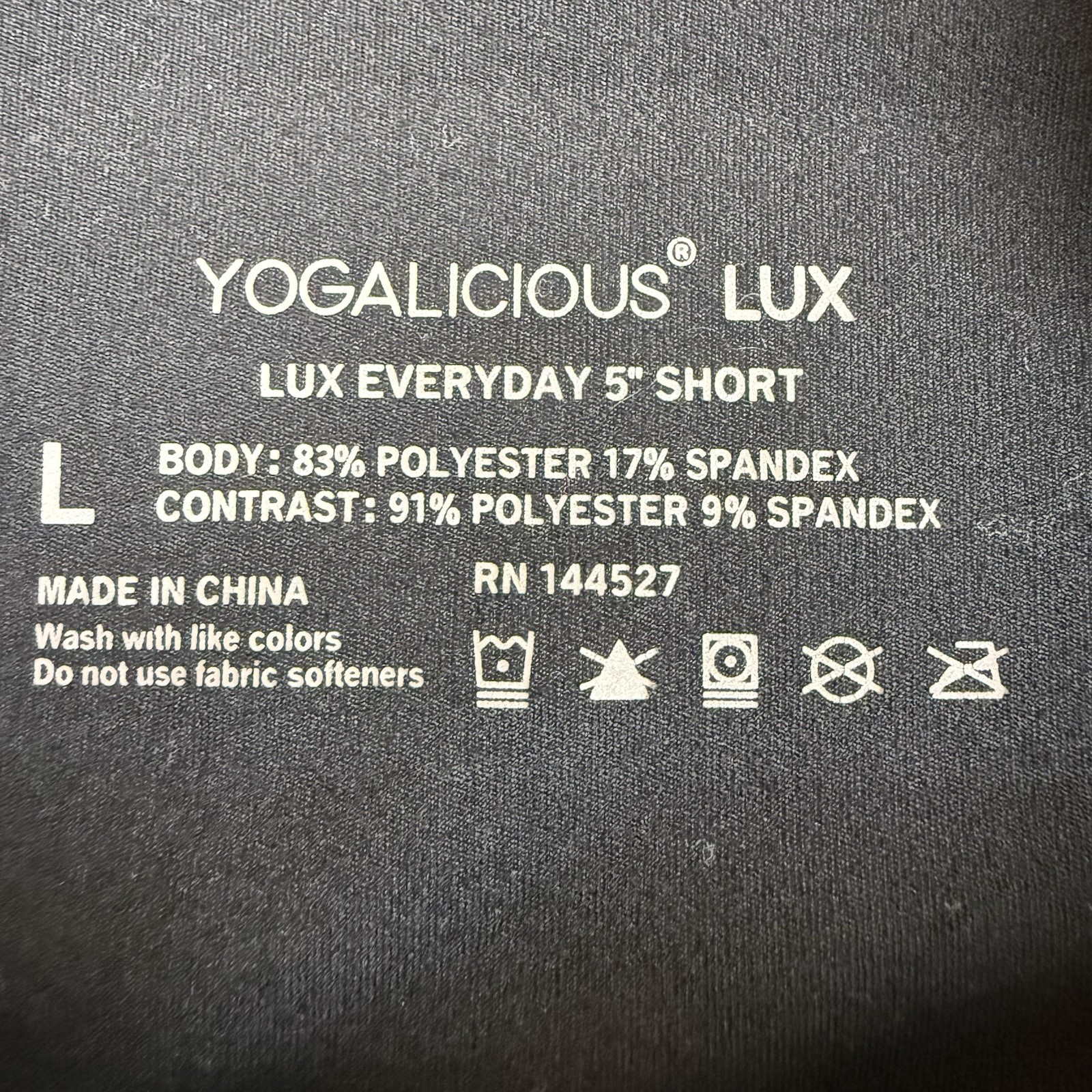 Yogalicious Womens LARGE Black Lux Everyday 5″ Shorts Biker Active Yoga Gym