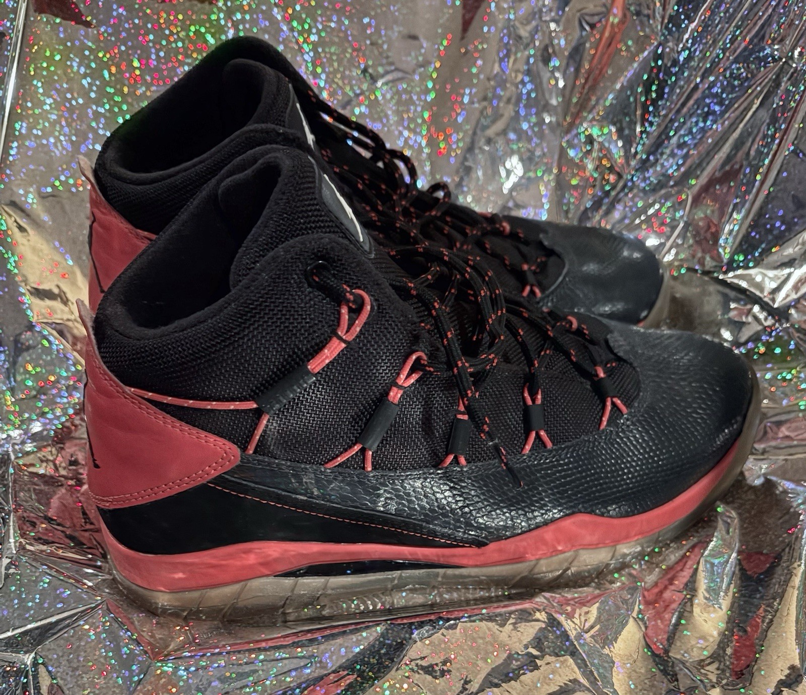 Air Jordan Retro Black Red Youth Size 7Y Basketball Shoes