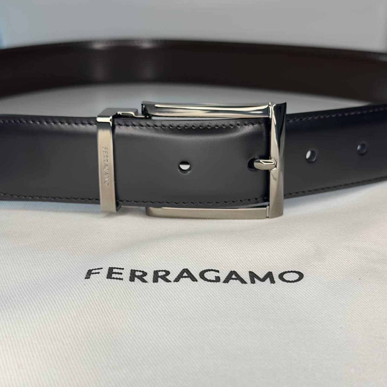 AUTHENTIC Salvatore Ferragamo reversible leather belt black and brown strap