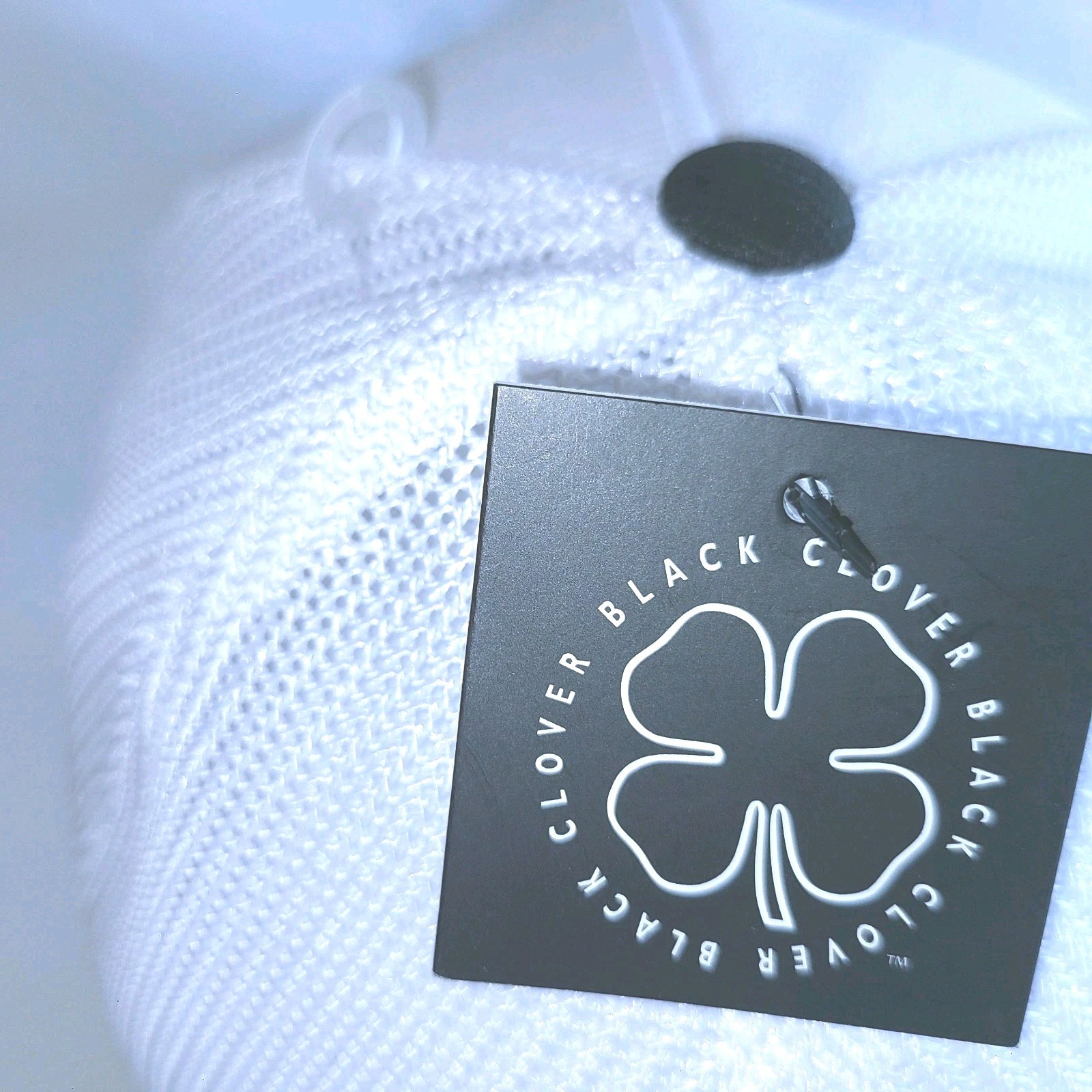 Black Clover One Ten FlexFit Tech Mens Mesh Back Adjustable Cap White Black NWT