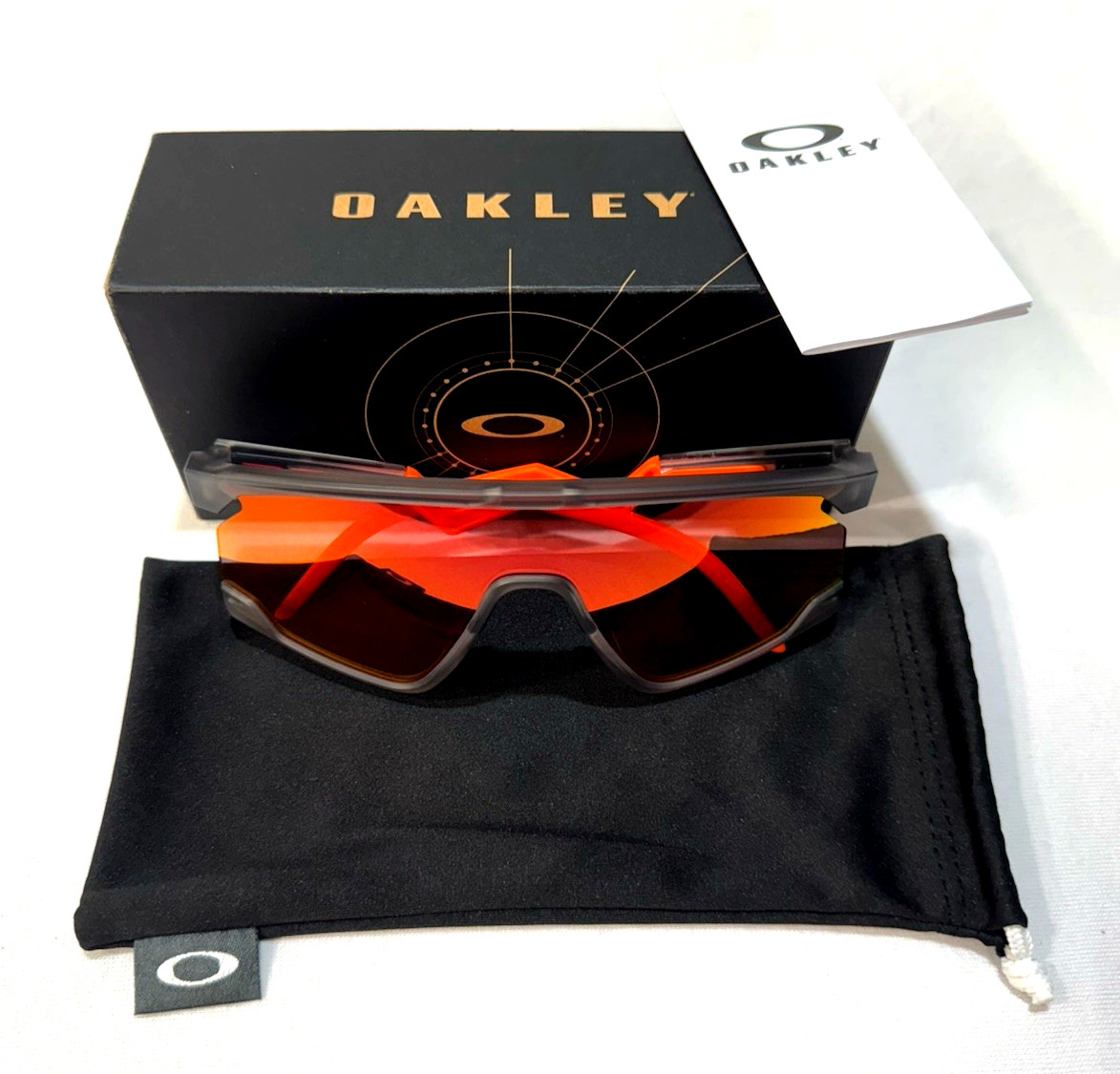 OAKLEY Bxtr Matte Grey Ink/Orange Shield Sunglasses OO9280-14 Authentic – New