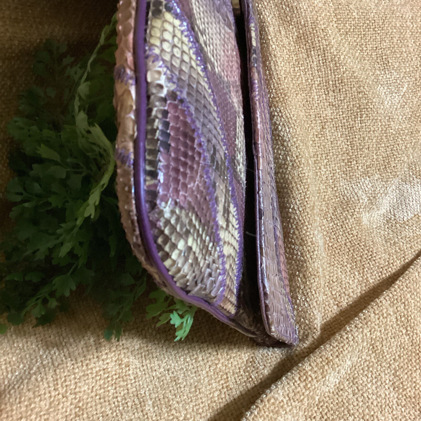 Vtg 80’s Snakeskin Purple/Pink/Beige/Brown Clutch Purse Python Gold Chain Strap