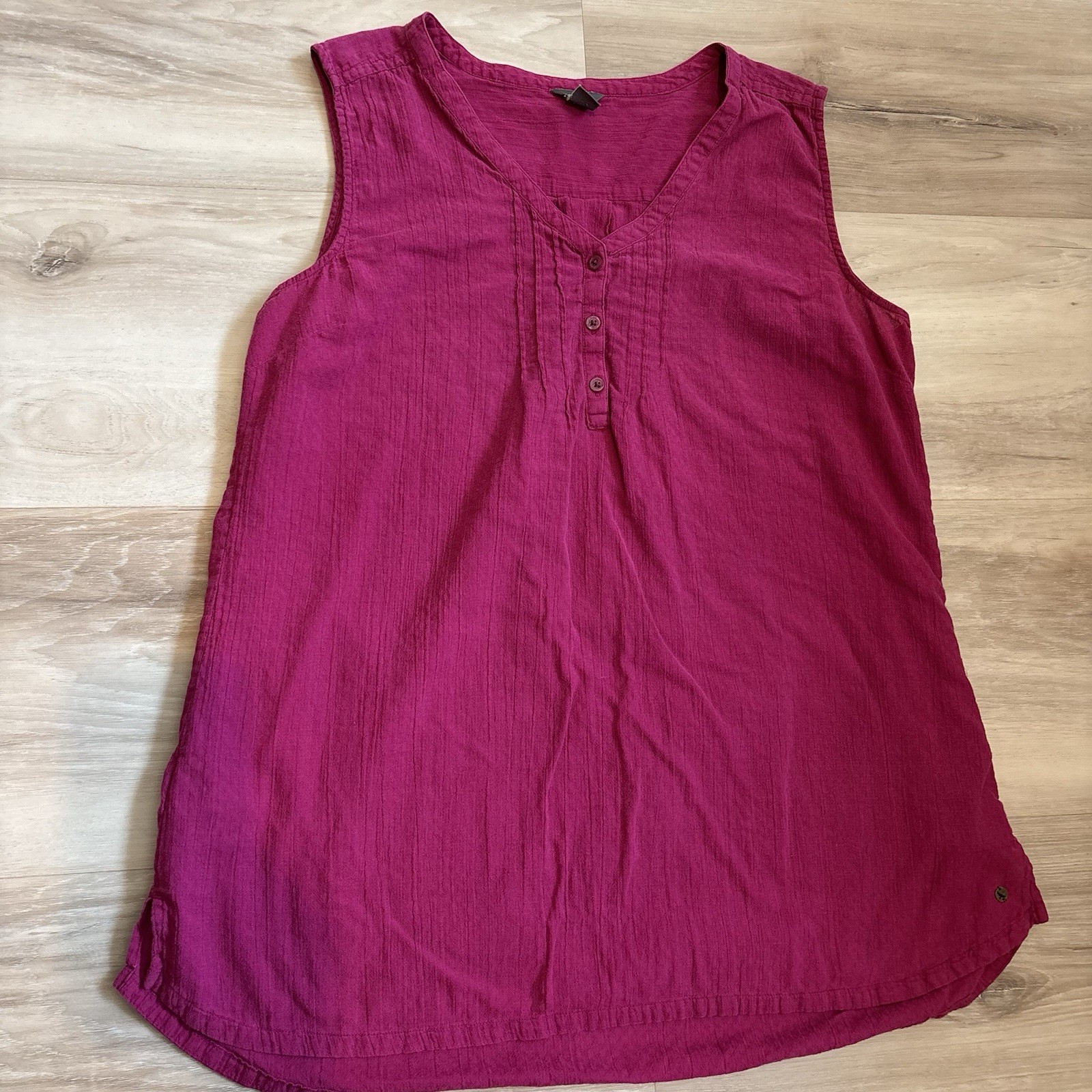Eddie Bauer Womens XL 100% Cotton Tank Sleeveless Ruby Red V-Neck