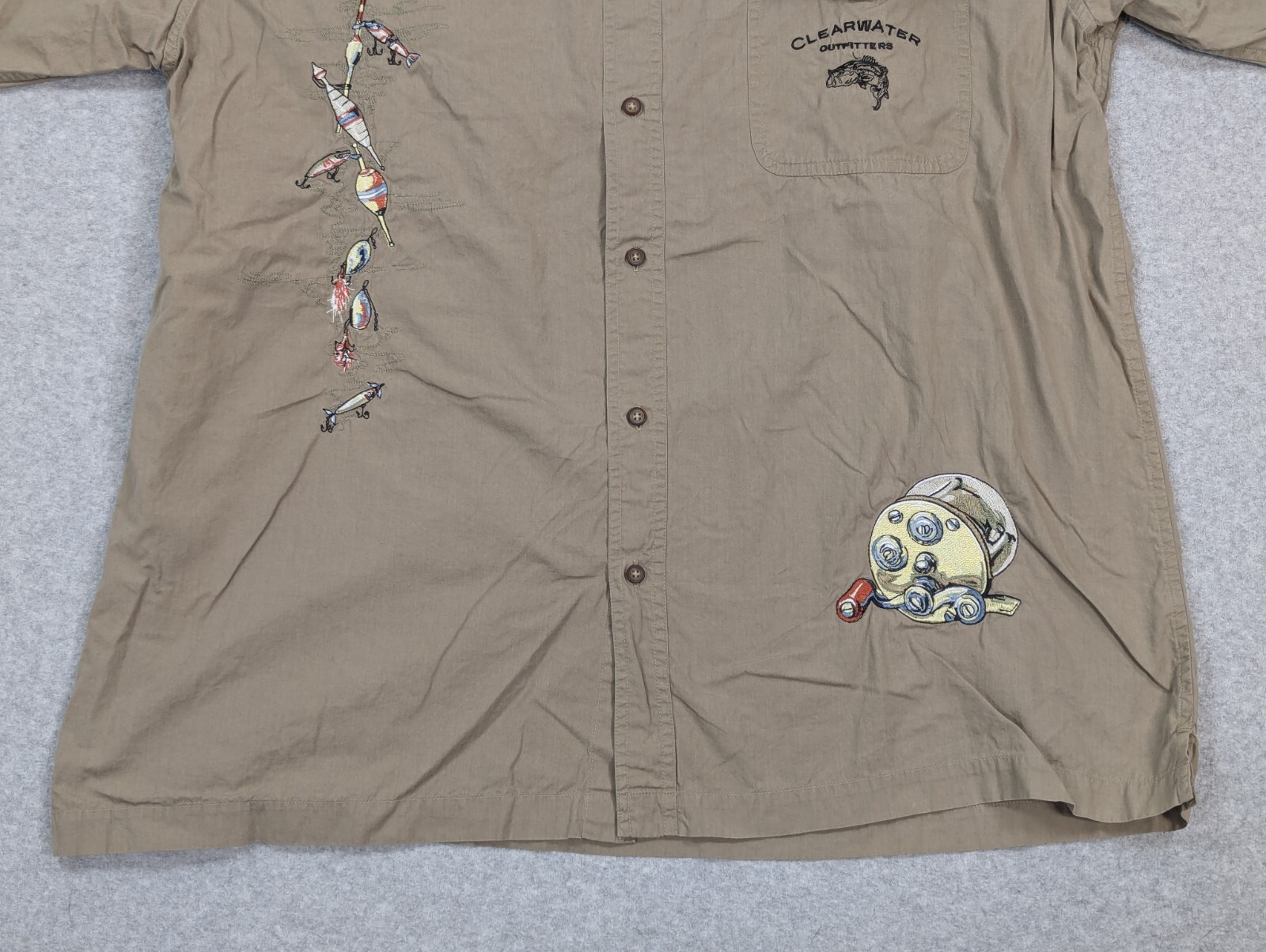 Clearwater Shirt Mens Extra Large Beige Fishing Outdoors Lures Reels Vented