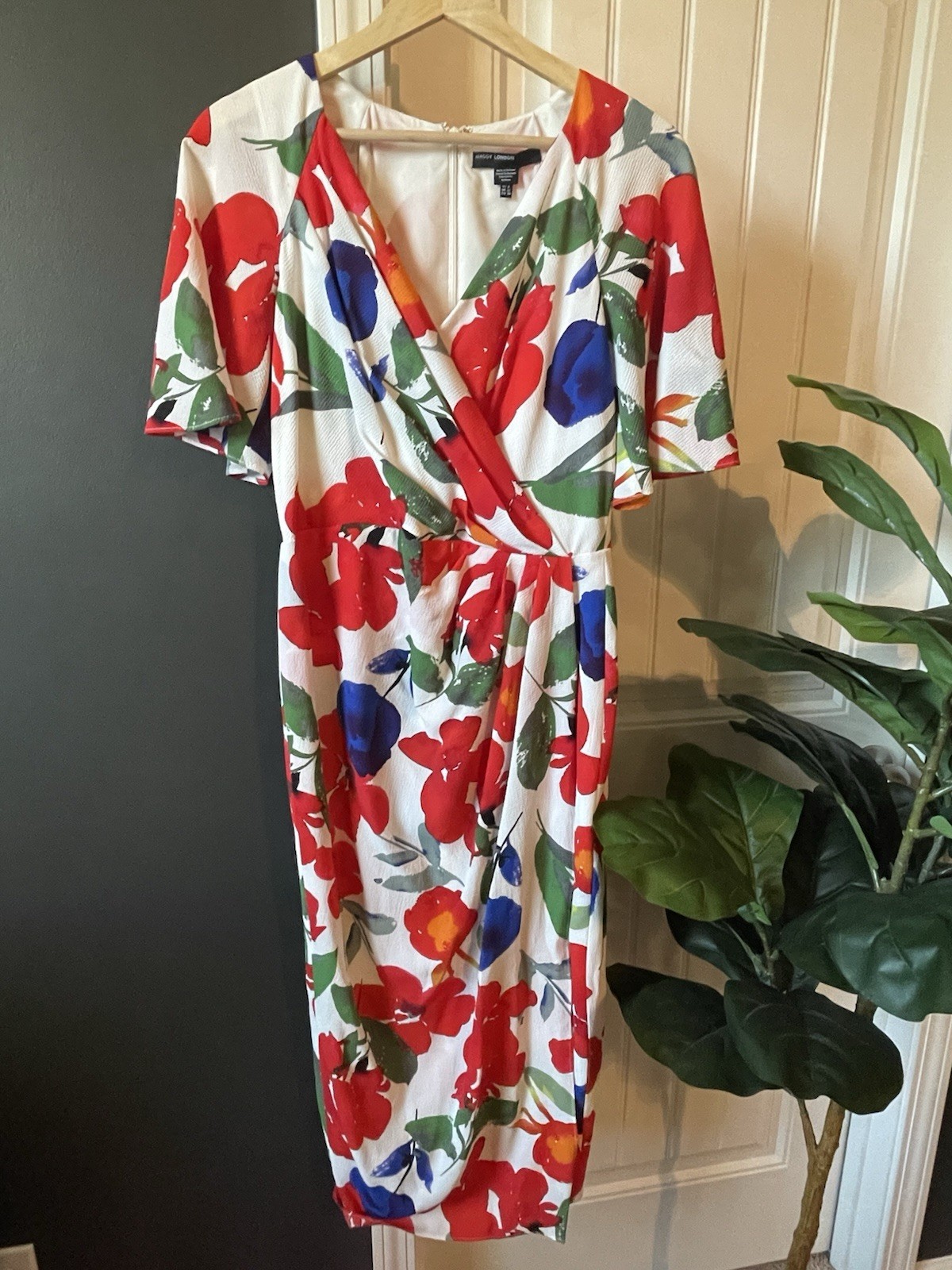 Maggy London Floral Wrap Midi Dress 8 V-Neck Flutter Sleeve Spring Summer Modest