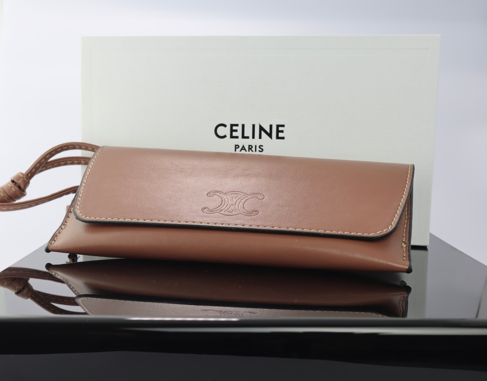 Celine CL40239F 01F Black / Grey Lens Square Oversized Sunglasses 100% UV