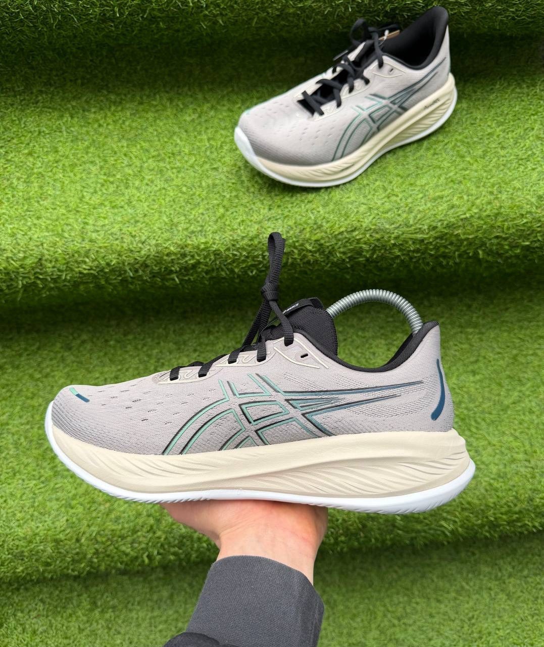 ASICS Gel-Cumulus 26 Men’s US9 Running Shoes Moonrock Dark Mint 1011B792-250
