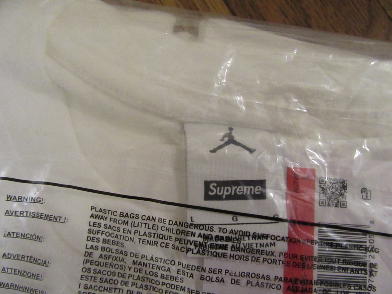 Supreme Jordan Biggie S/S Top Size Large White FW24 Supreme New York 2024 New