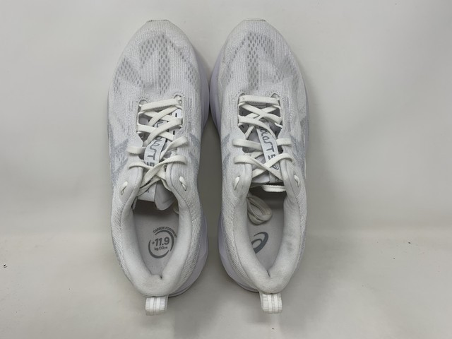 Women’s Asics Novablast 5, White/Piedmont Grey, 9 B Medium US