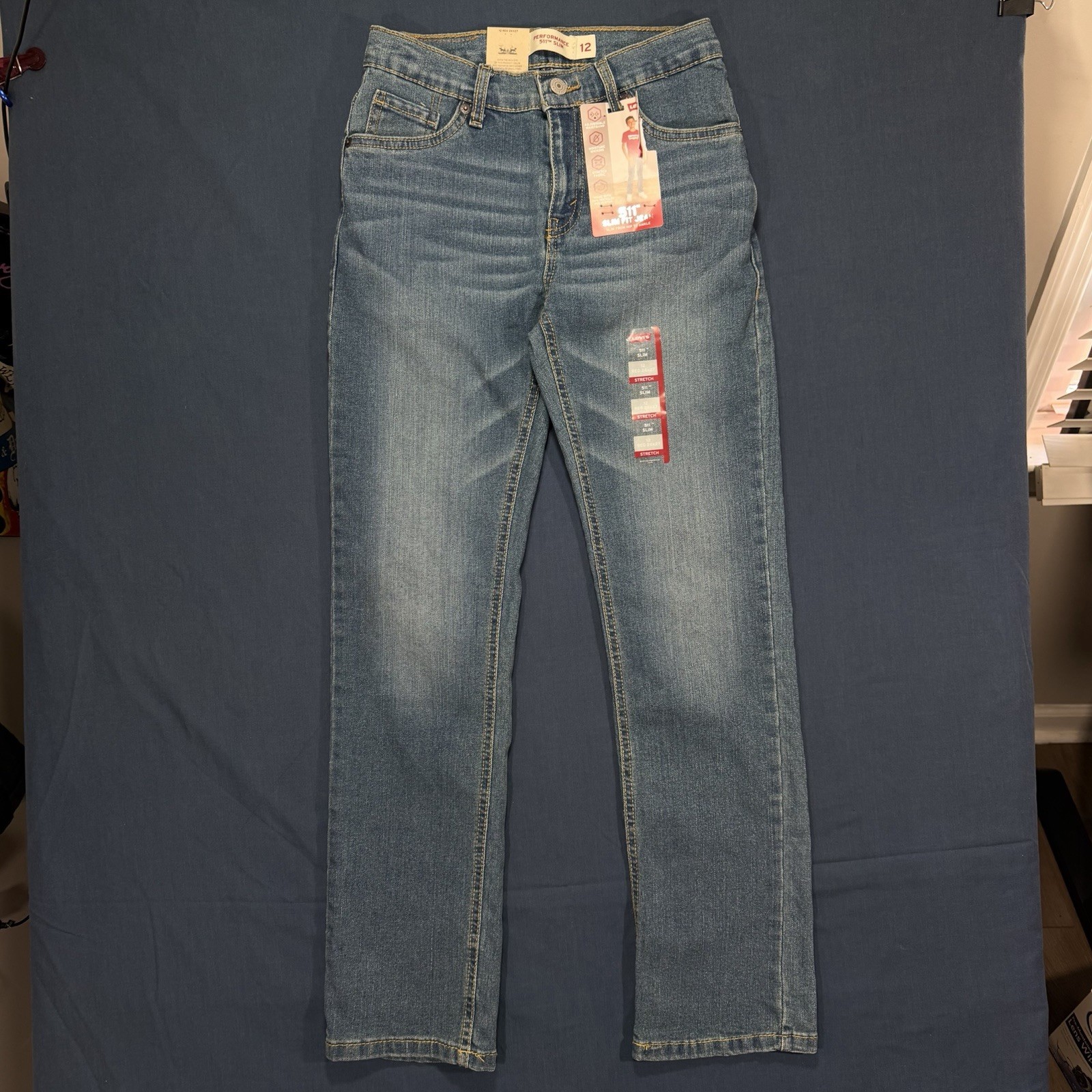 NWT Levi’s Boys 511 Slim Fit Zip Fly & Button Closure Denim Jeans 12 Reg 26×27