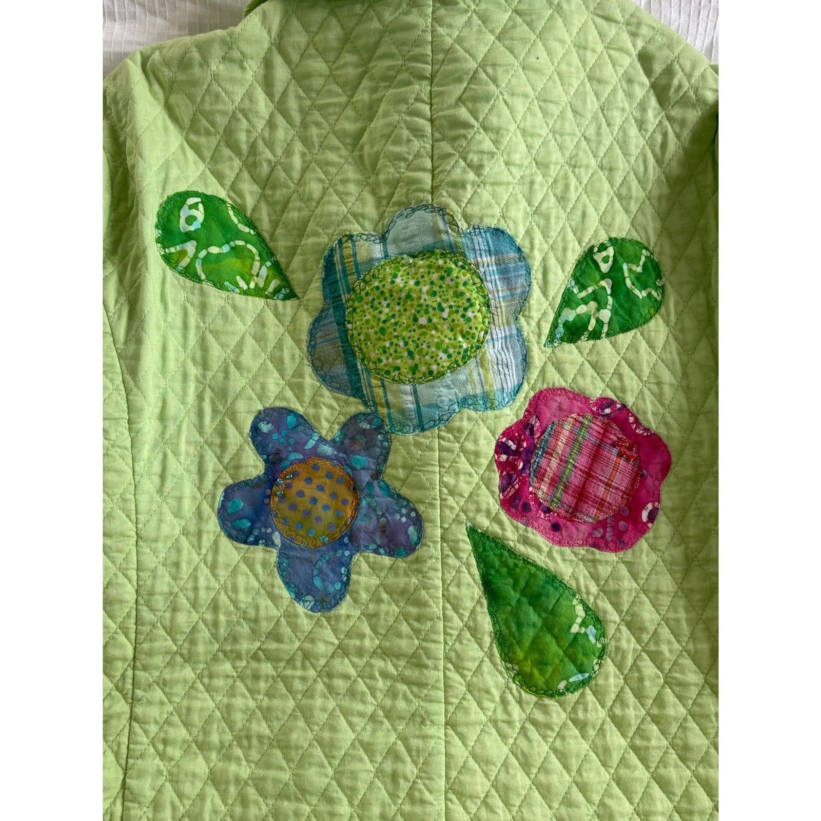 Vintage Quilted White Stag Green Jacket XL Floral Applique Embroidered Patchwork