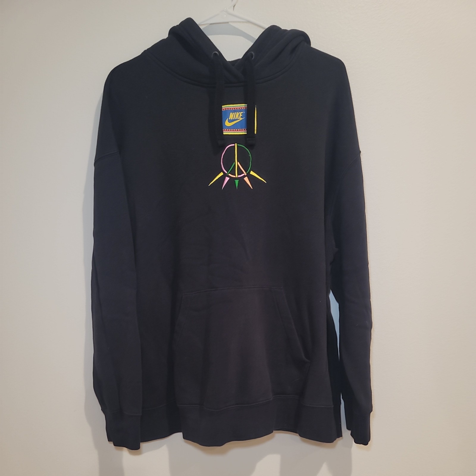 NIKE PEACE SIGN PULLOVER HOODIE BLACK WOMENS SIZE LARGE