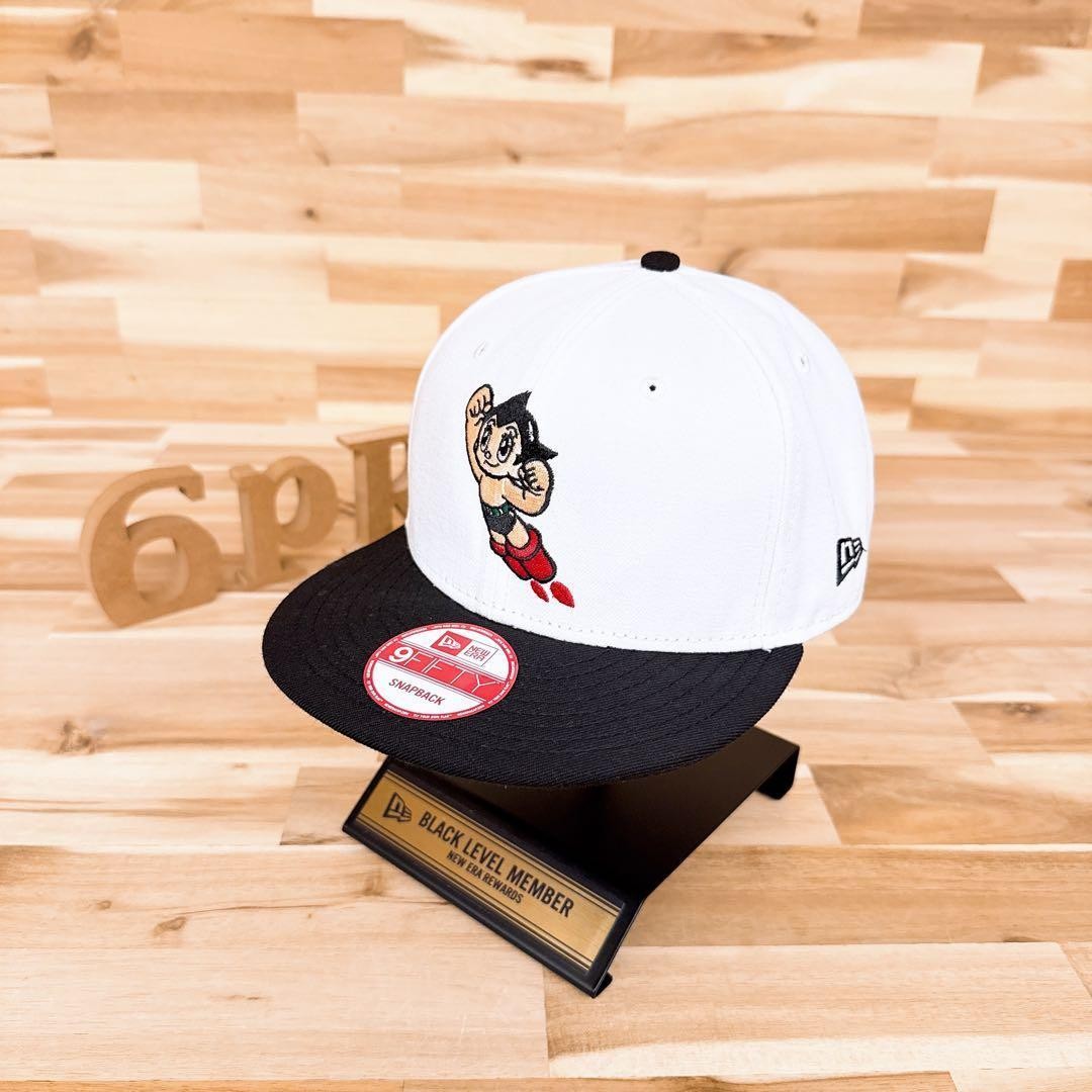 New Era Astro Boy 9FIFTY White Black Cap Collectible 15+