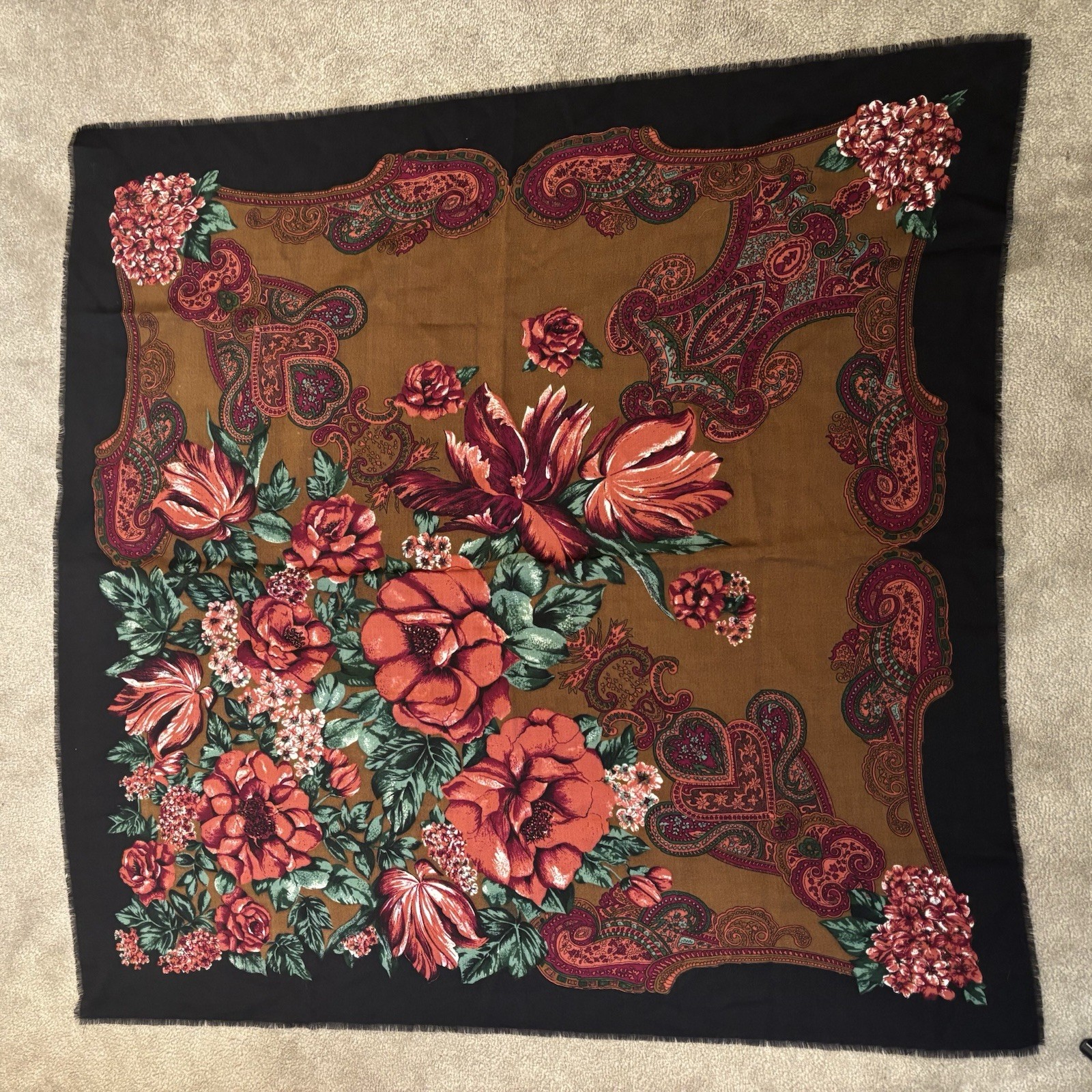 VTG V. Fraas The Scarf Source 100% Wool Scarf Wrap Shawl Floral Paisley Square