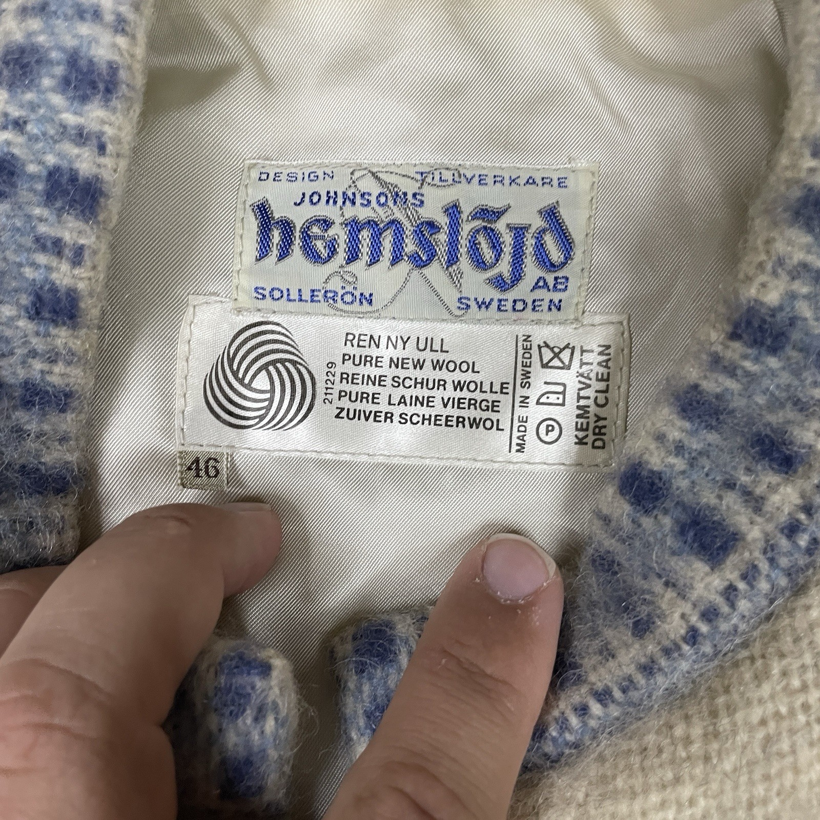 Johnsons Hemslojd Sweater Womens 46 (L-XL) Metal Clasp Buttons Sweden Wool VTG
