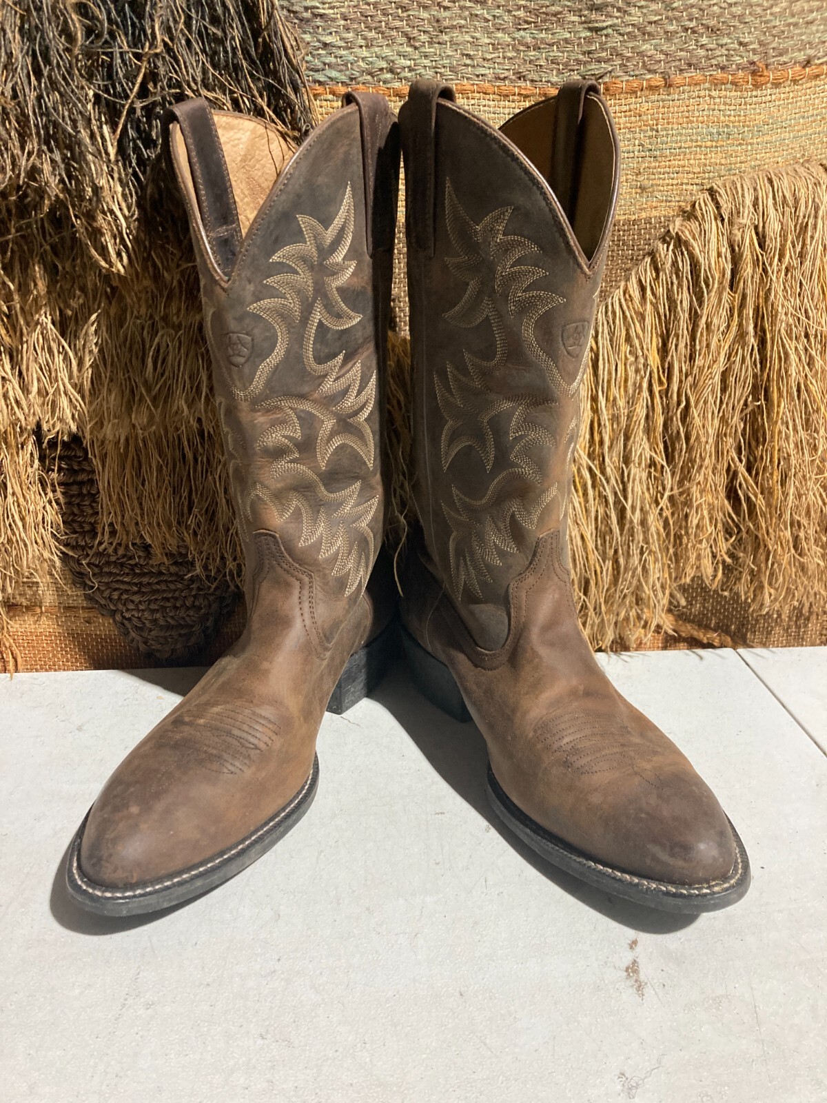 Ariat 34725 Distressed Brown Leather Cowboy Western Boots Men’s sz 11 D