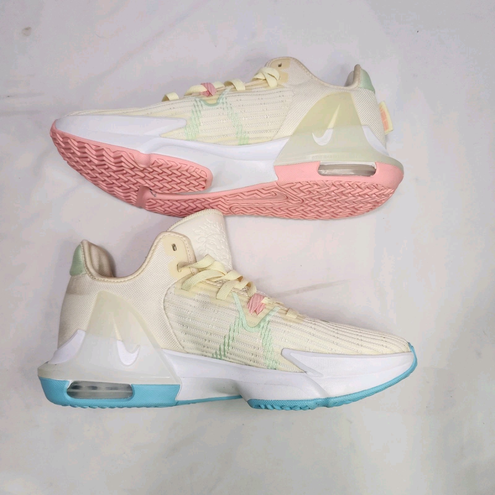RARE Nike LEBRON JAMES Witness 6 EASTER Basketball Sz 10 Shoes CZ4052-103 – EUC