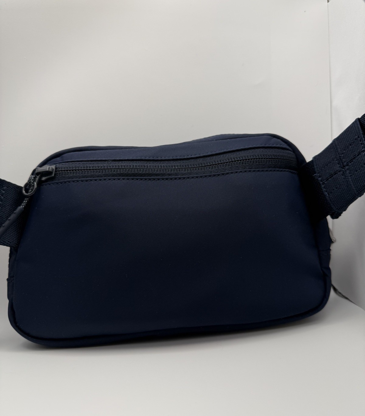 Lululemon Everywhere Belt Bag Club Blue Silver