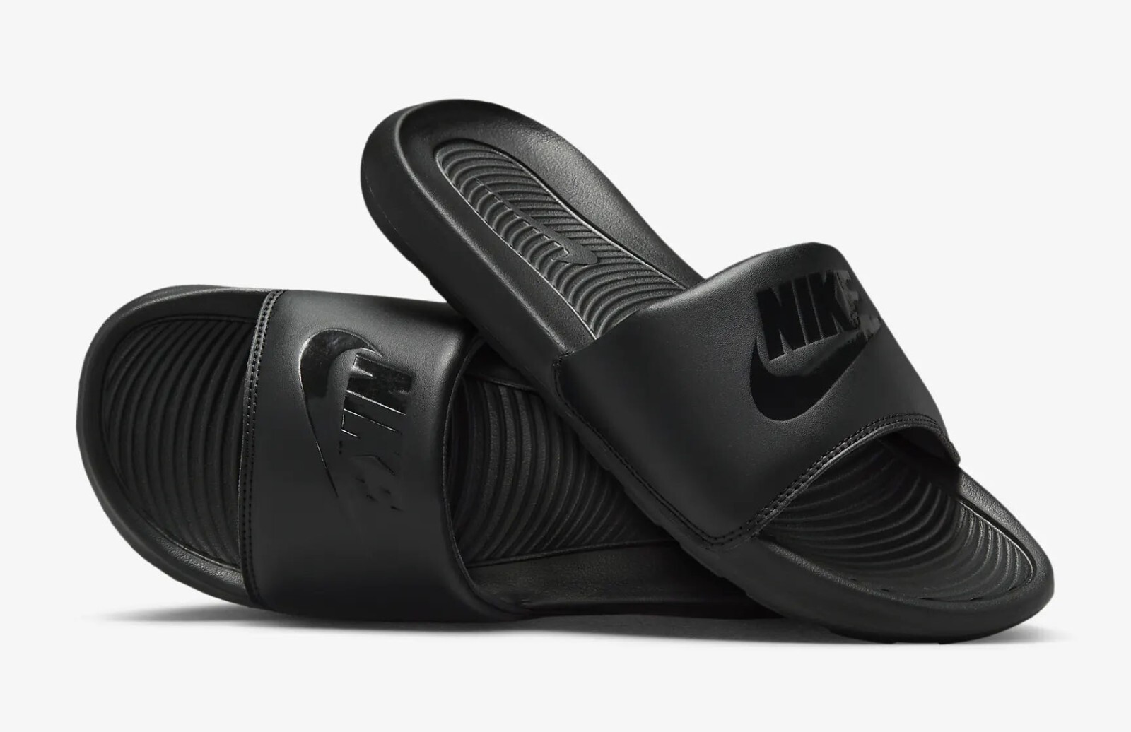 NIKE VICTORI ONE SLIDE TRIPLE BLACK/BLACK/BLACK SPORT SANDALS BENASSI MEN SIZES