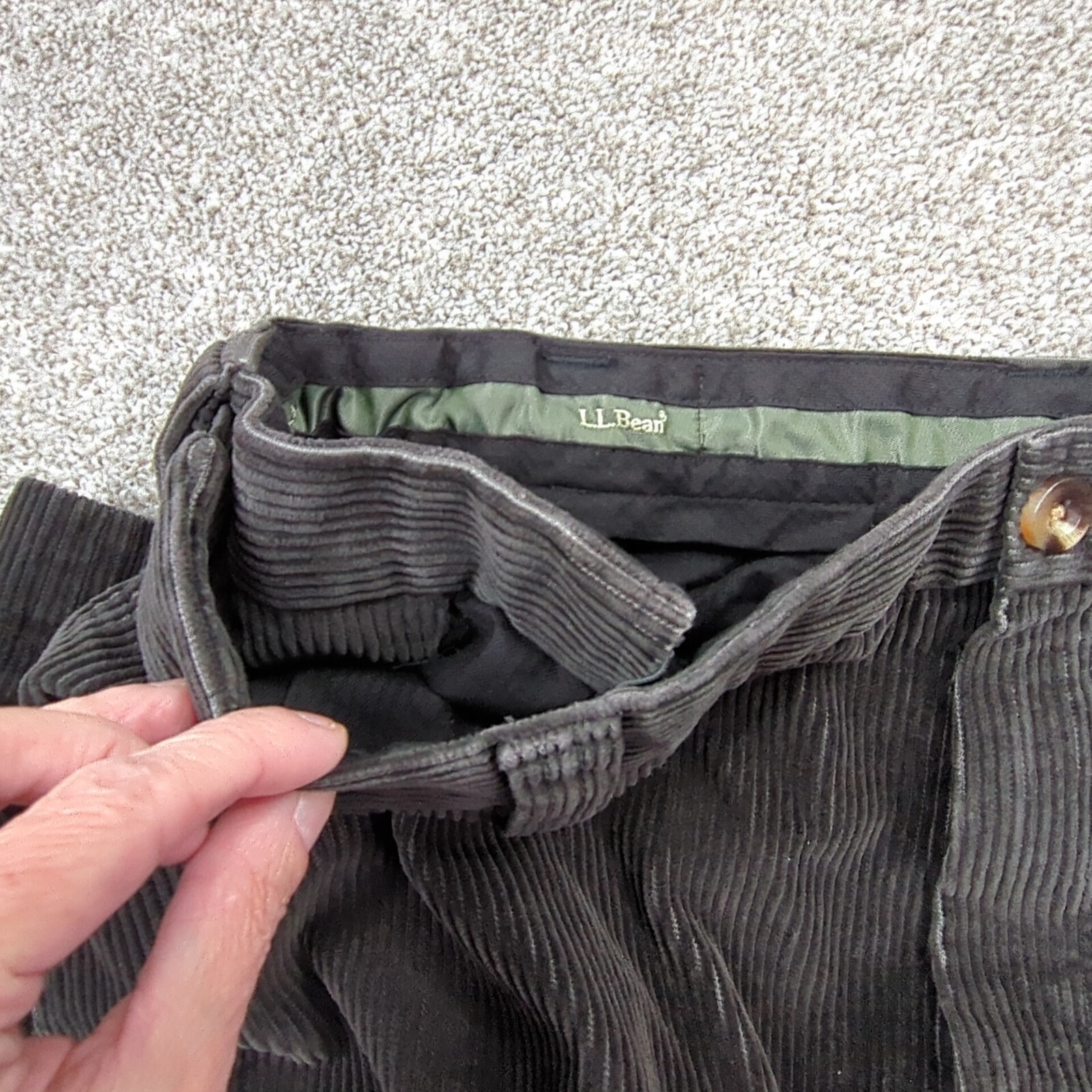 LL Bean Pants Mens 38 Black Corduroy Club Pant Casual Dressy Preppy Big Whale