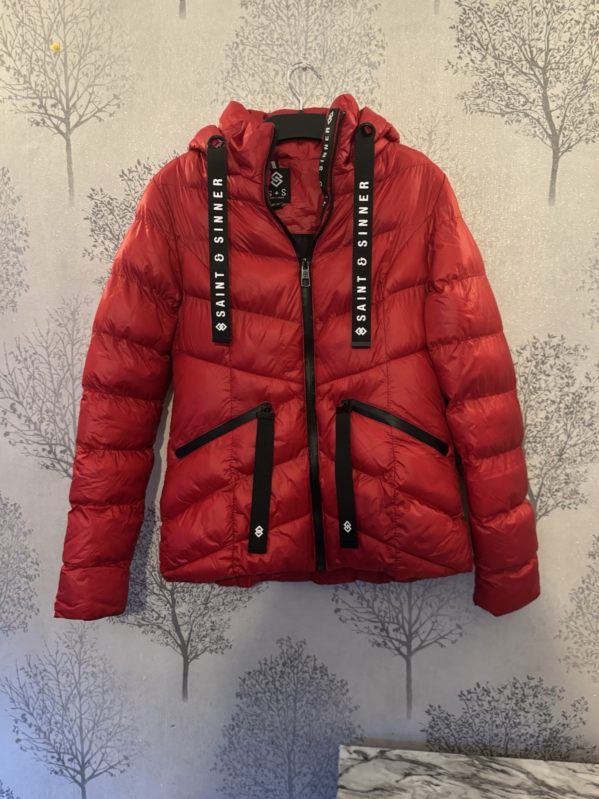 Saint & Sinner Red Puffer Jacket Size Uk 10 New Without Tags Women’s Clothing