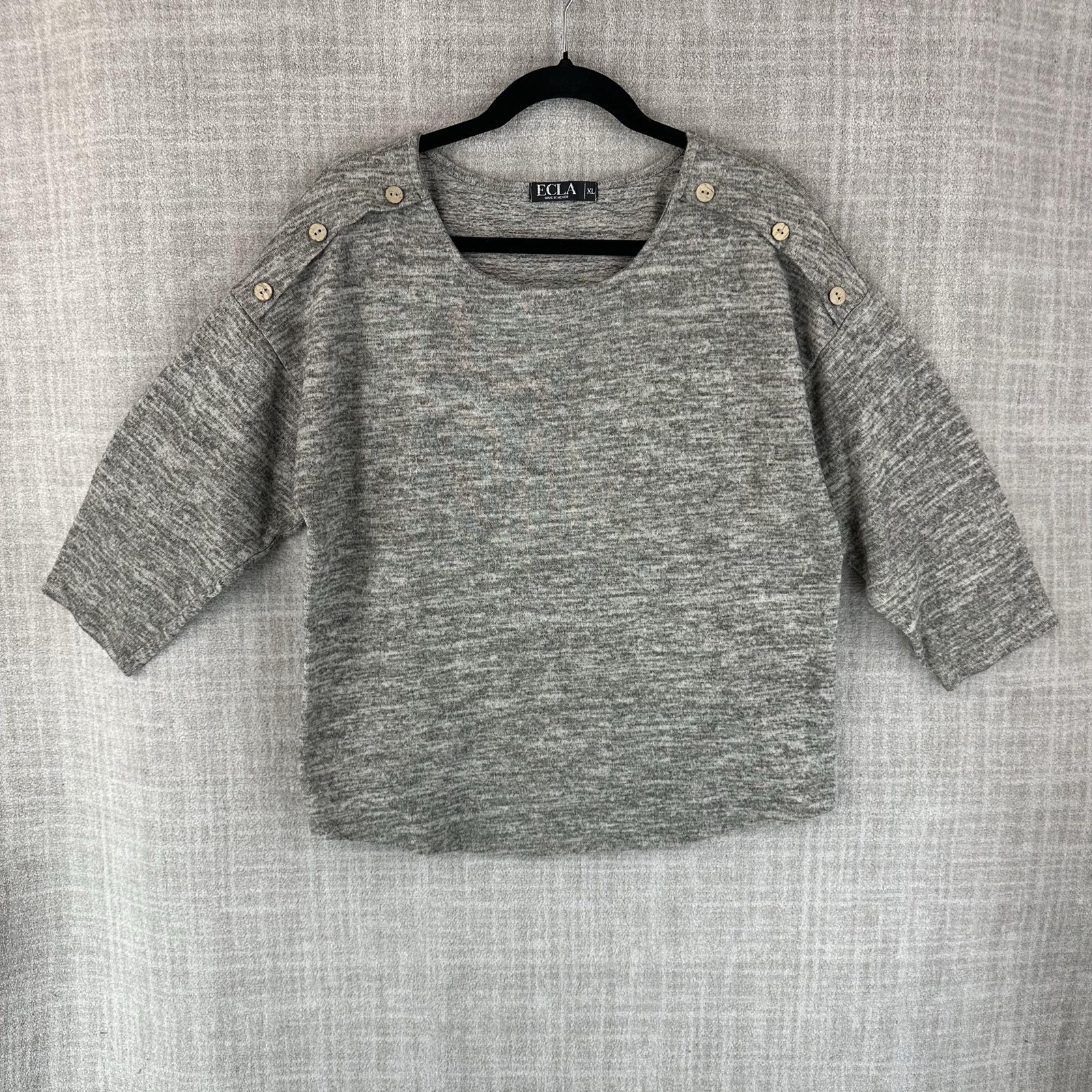 ECLA Blouse Womens XL Gray 3/4 Sleeve Round Neck Button Accent Stretch Fleece