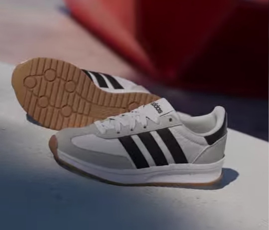 Adidas Run 70s 2.0 J White Black Youth Size 6 Fits Womens 7.5 Sneaker JI2266 New