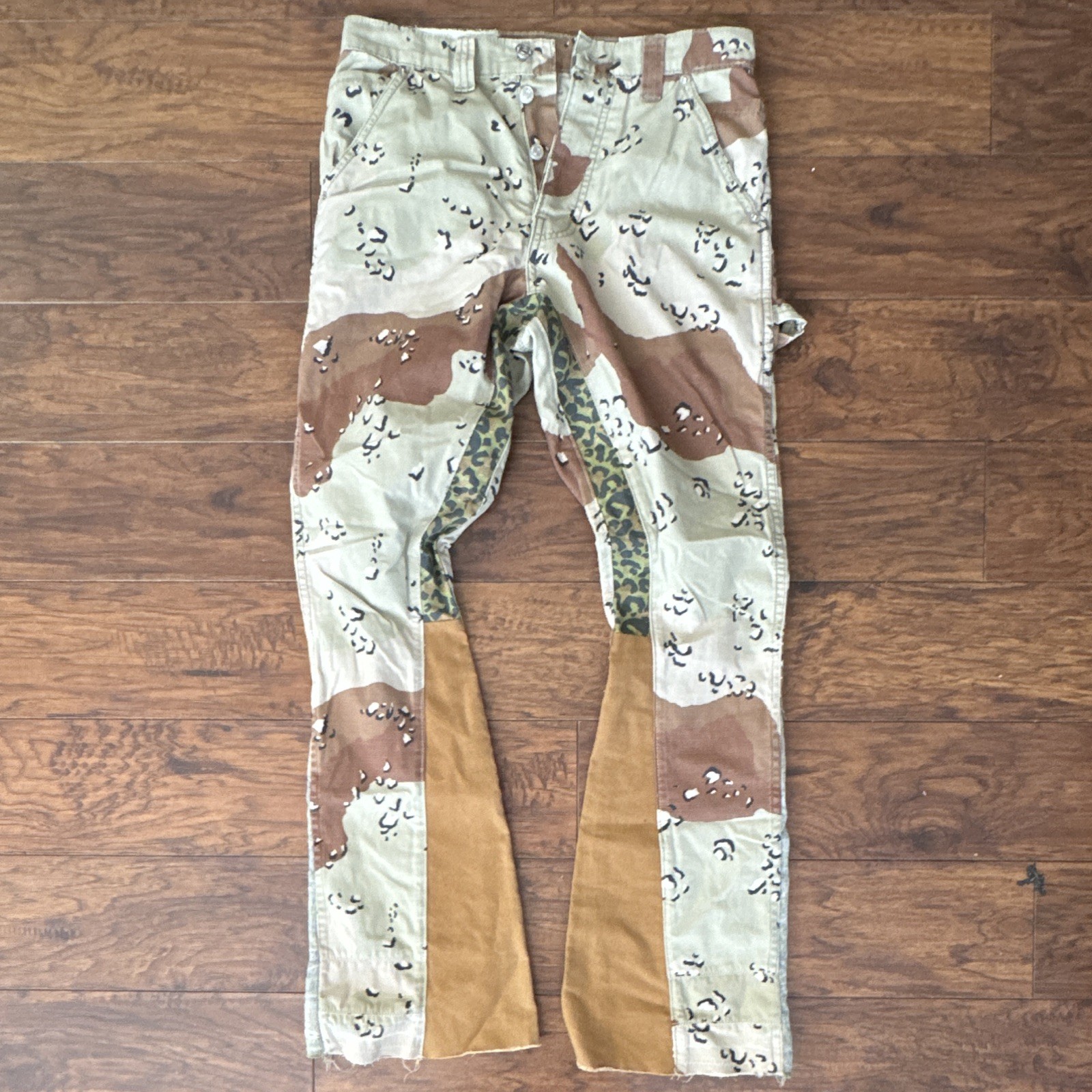 Gallery Dept. Men’s Camo Cargo Pants Flared Leg Cotton Canvas Button 28