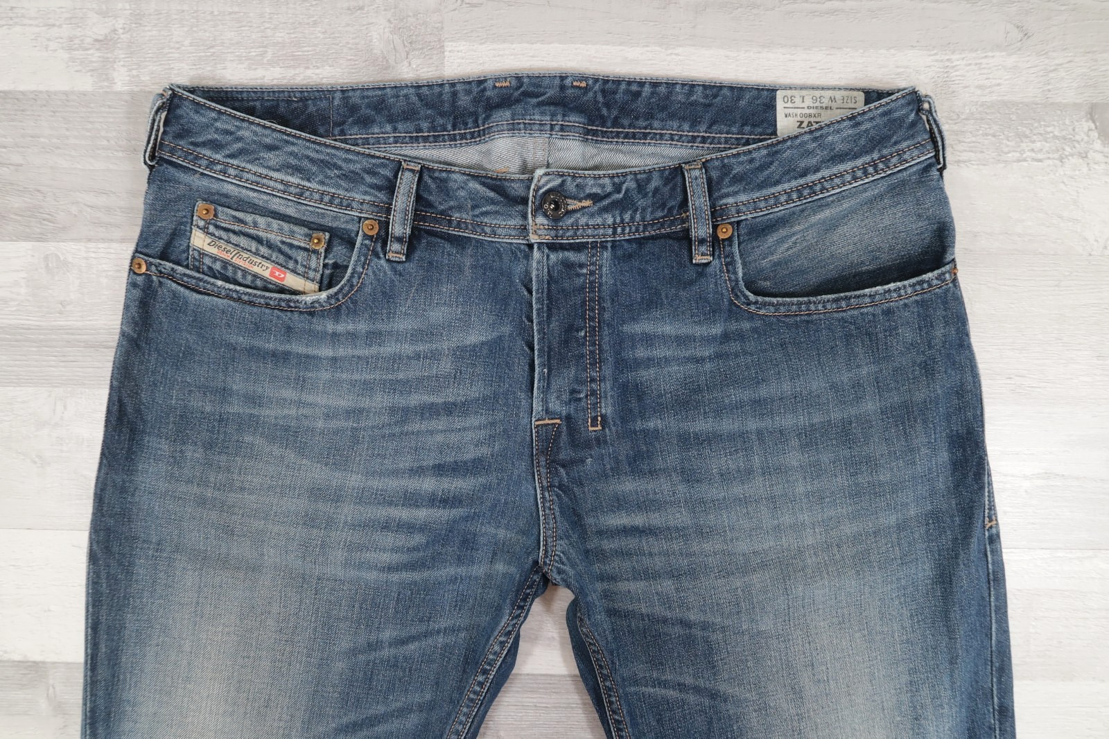 Mens Diesel ZATINY Regular Bootcut Blue Jeans W36 L30 Wash 008XR