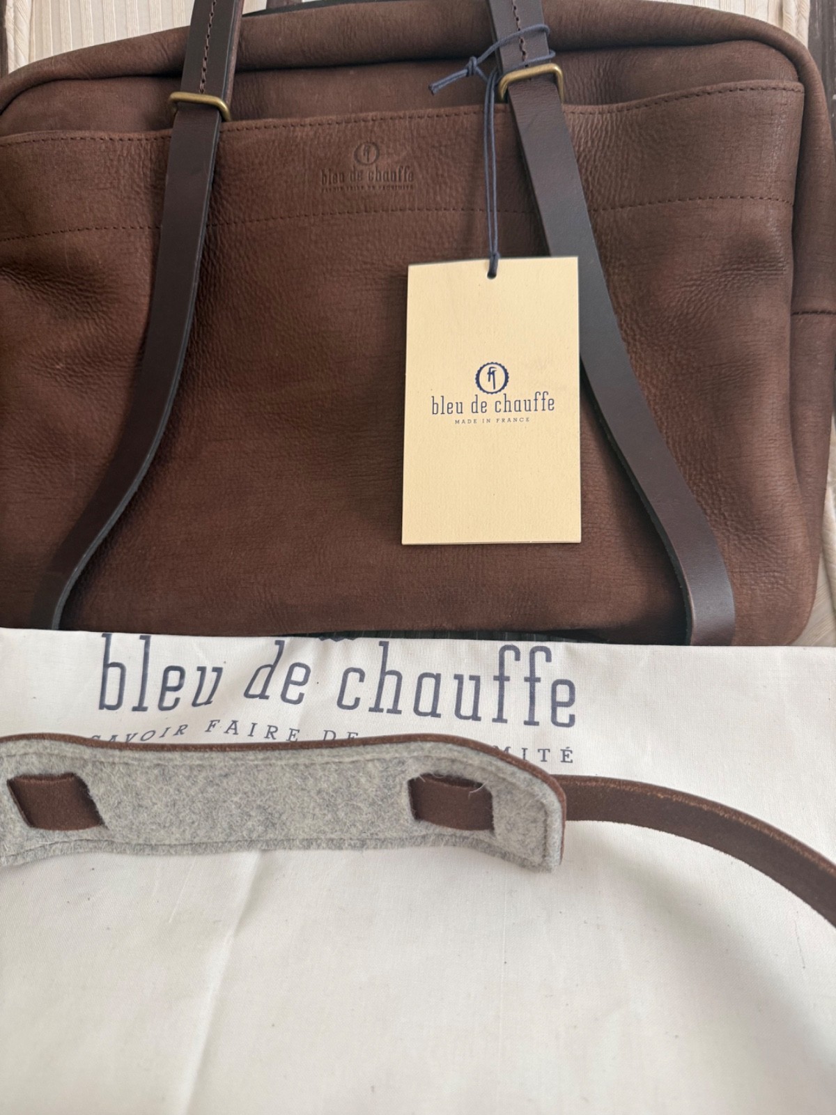 BLEU DE CHAUFFE NEW REPORT BUSINESS BAG COFFEE / WAXED STONEWASHED LEATHER
